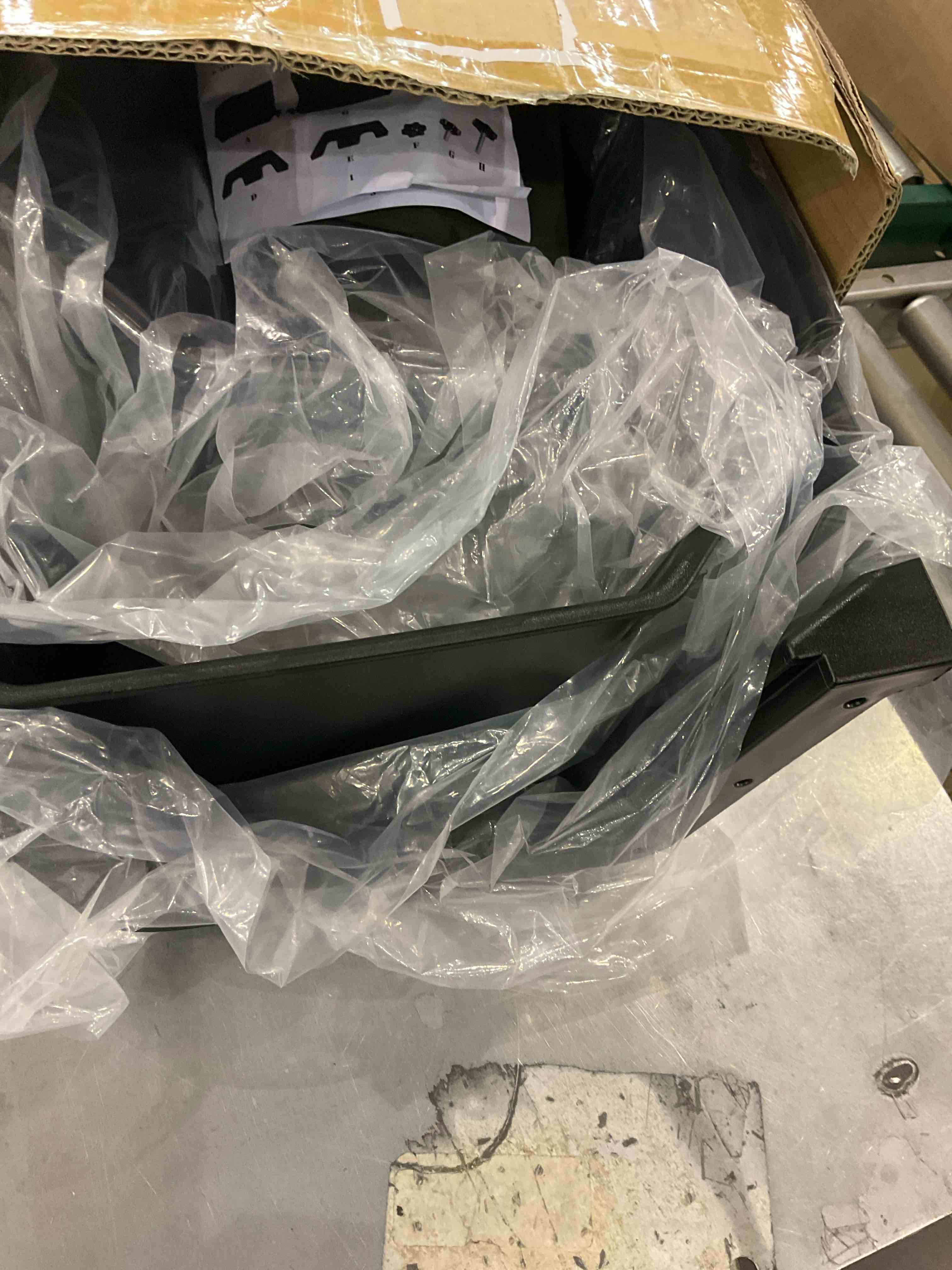 https://s3.amazonaws.com/lotting-images-prod/bidfta/PPE2504004_1746798080020.jpeg