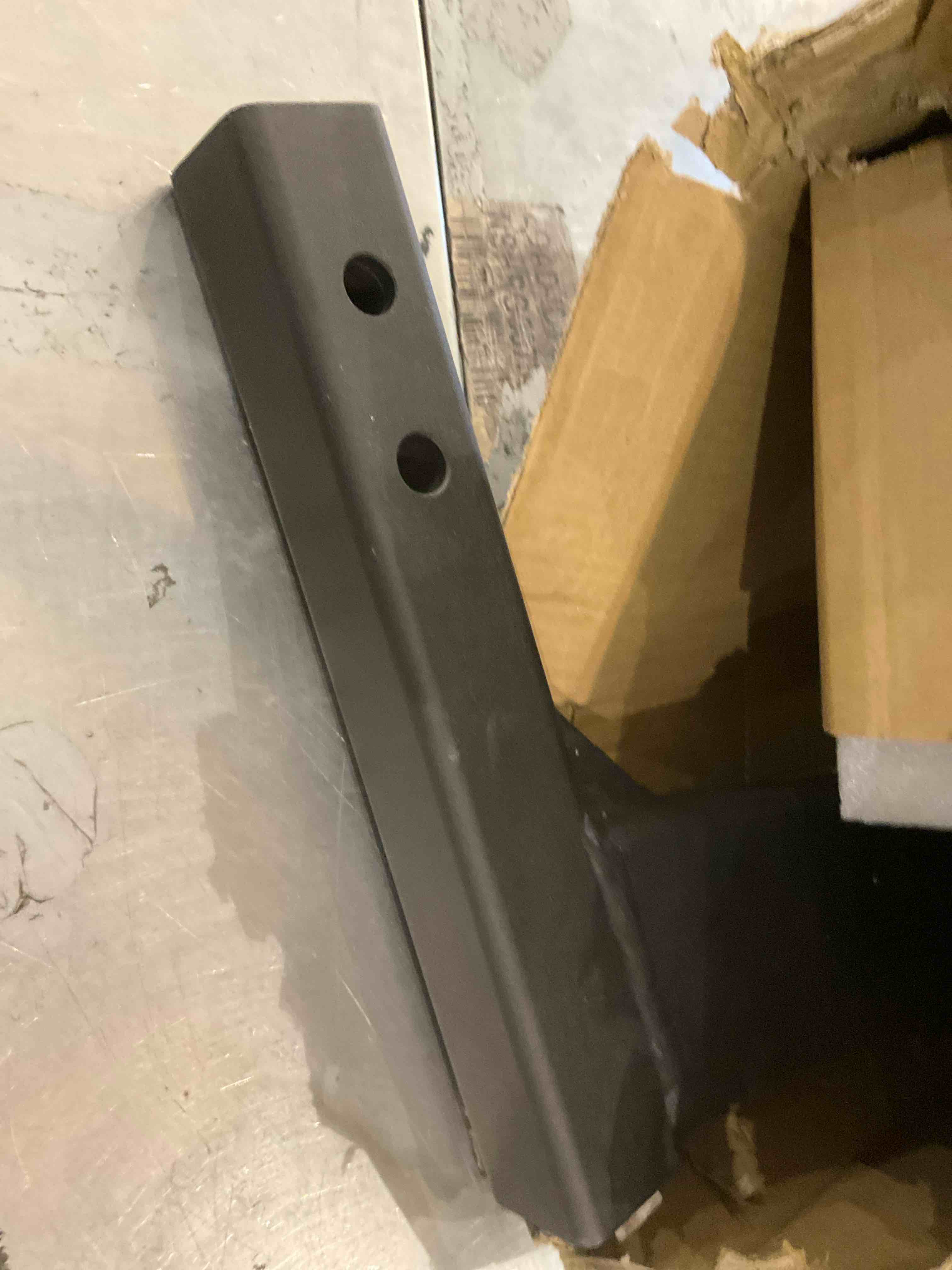 https://s3.amazonaws.com/lotting-images-prod/bidfta/PPE2504026_1746797918880.jpeg