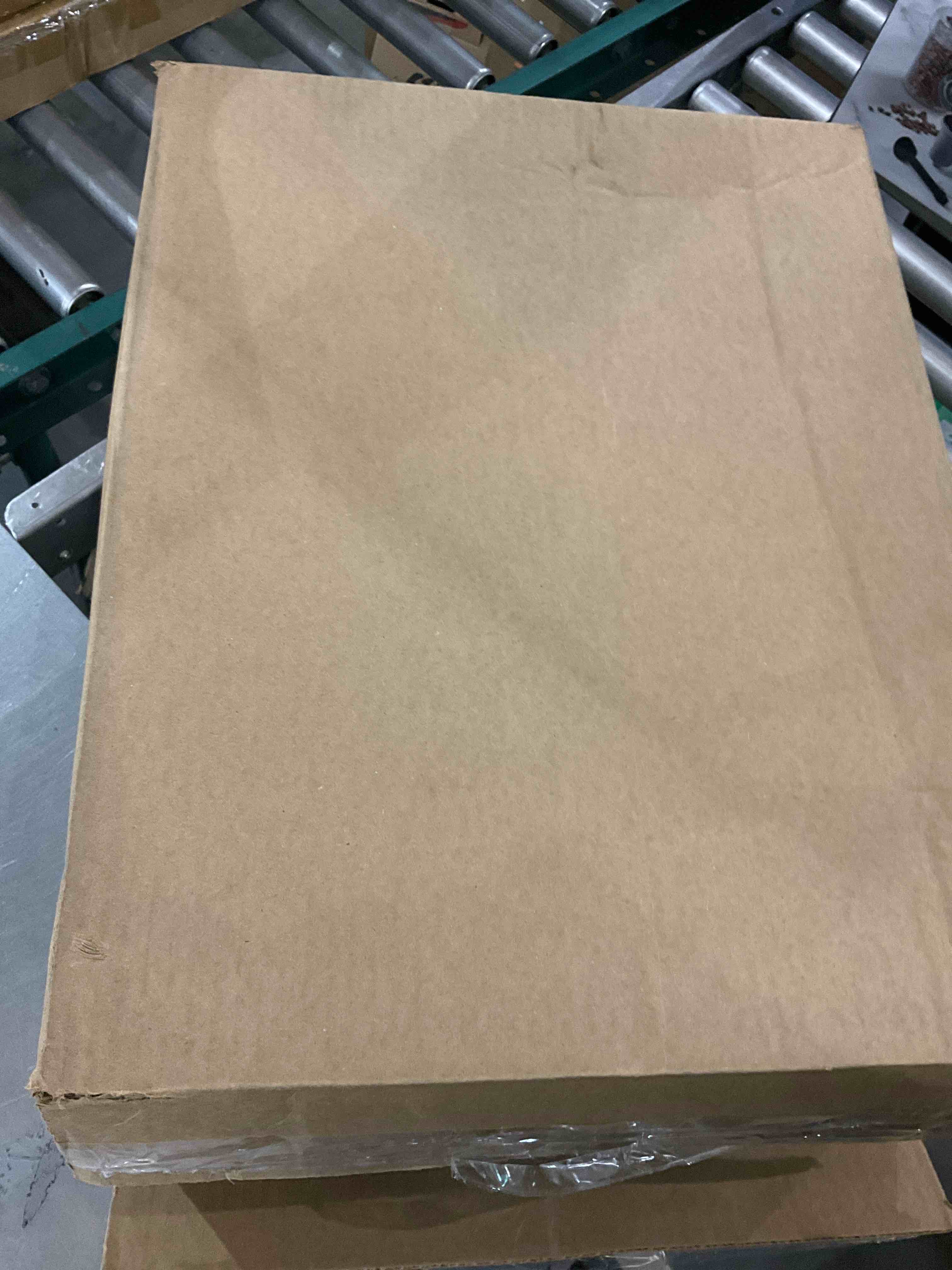 https://s3.amazonaws.com/lotting-images-prod/bidfta/PPE2504104_1746805656618.jpeg