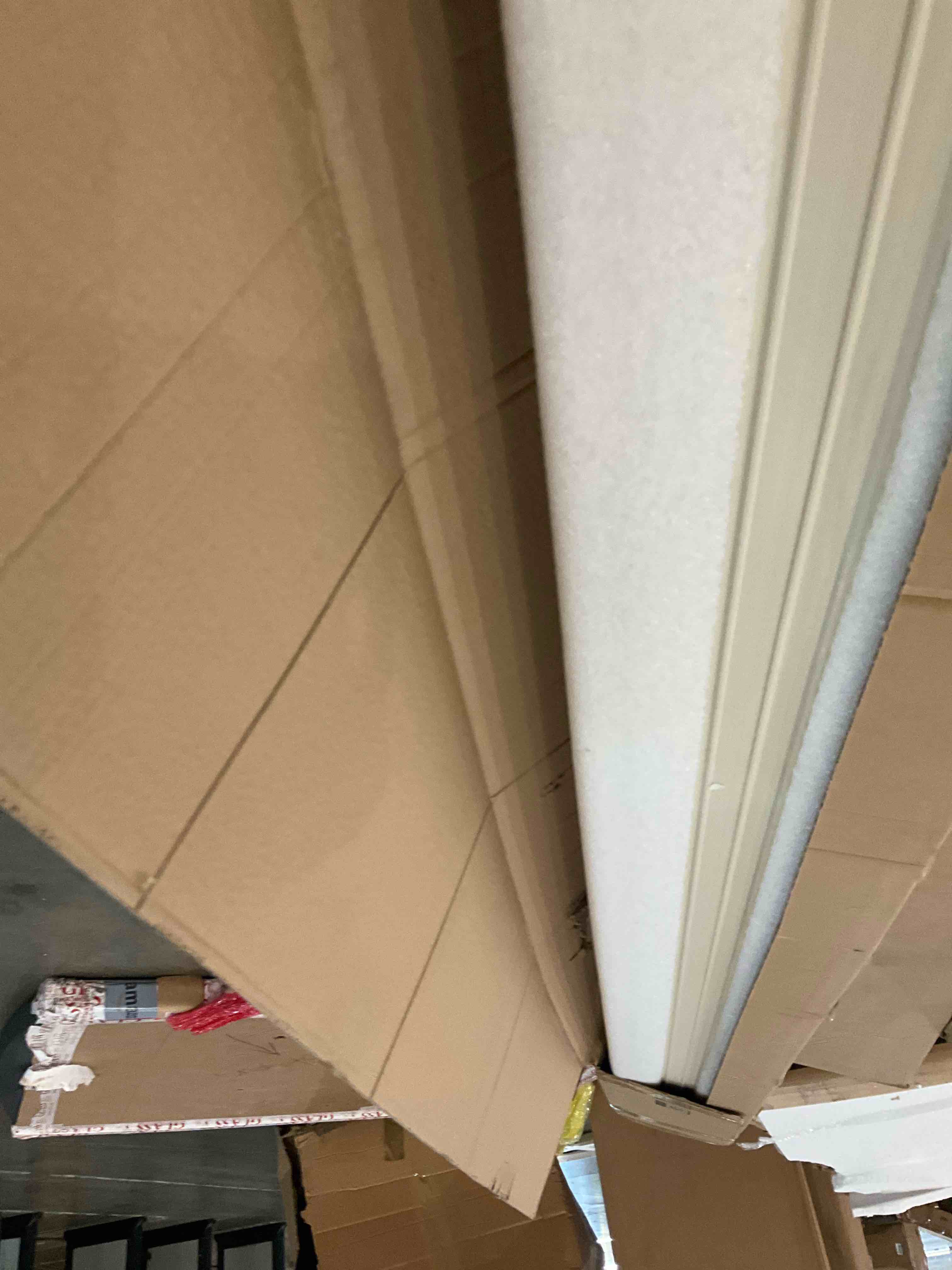 https://s3.amazonaws.com/lotting-images-prod/bidfta/PPE2504690_1747829912375.jpeg