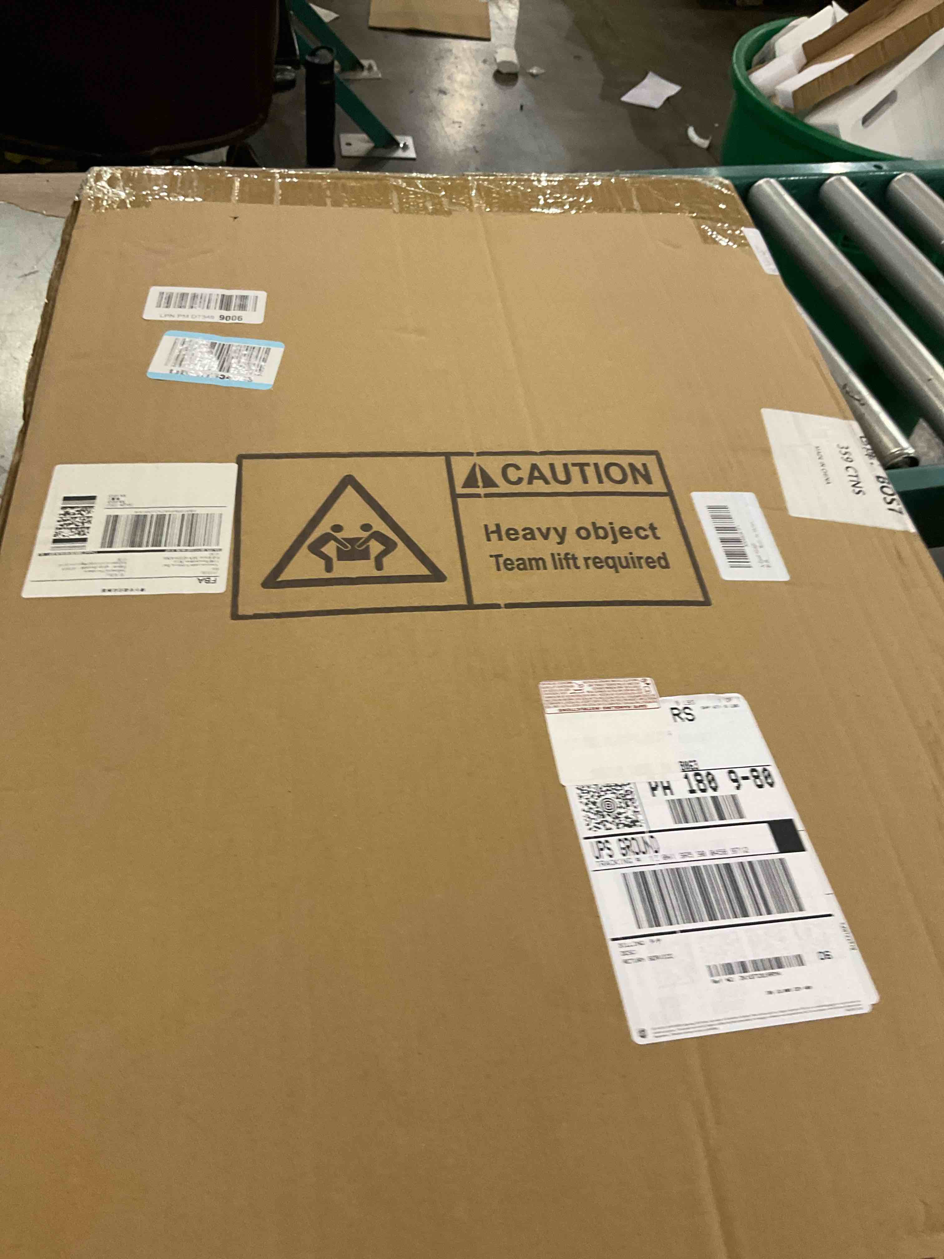 https://s3.amazonaws.com/lotting-images-prod/bidfta/PPE2505960_1748956957074.jpeg