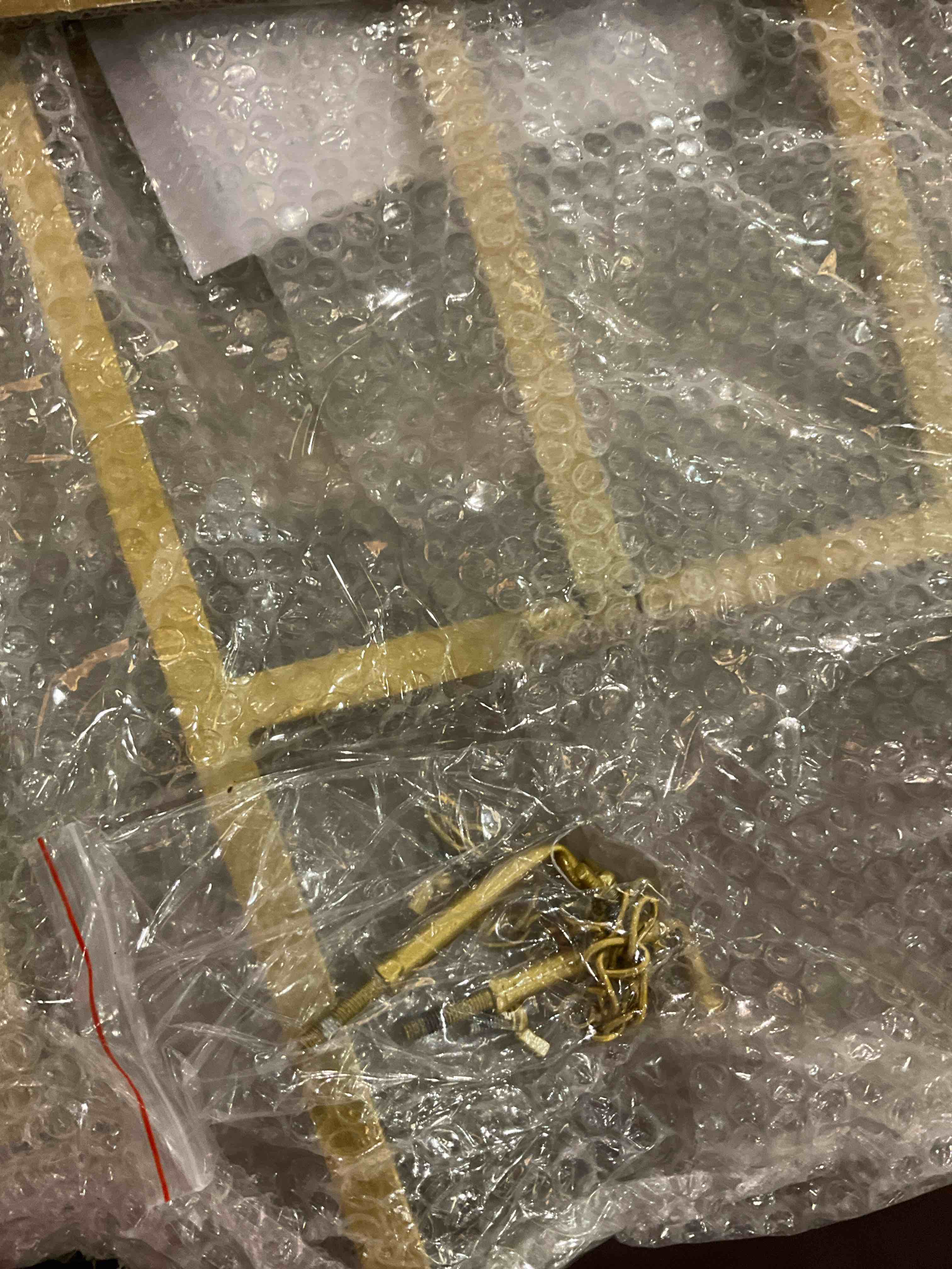 https://s3.amazonaws.com/lotting-images-prod/bidfta/PPE2505960_1748956973469.jpeg