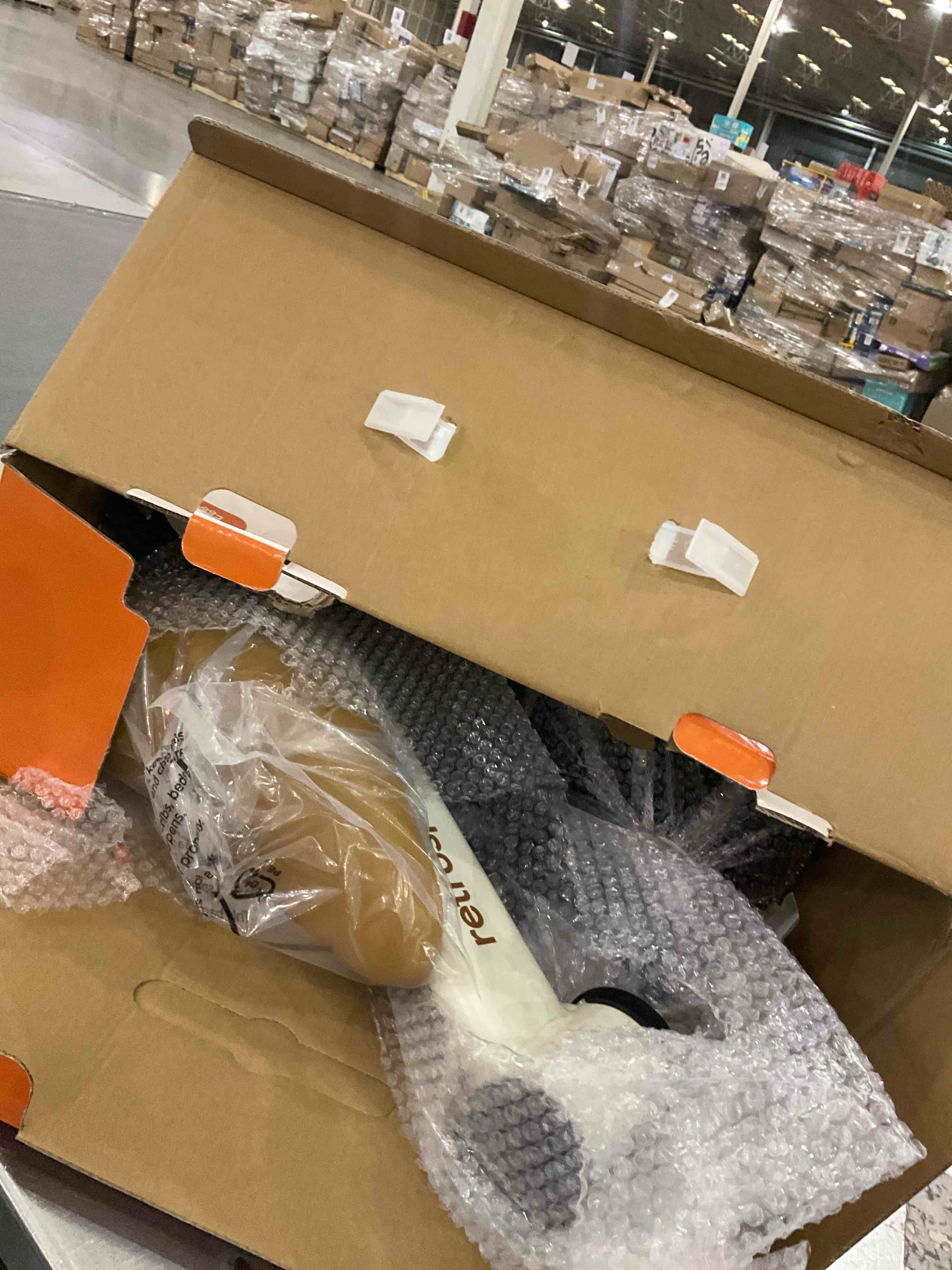https://s3.amazonaws.com/lotting-images-prod/bidfta/PPE2506025_1747056159899.jpeg