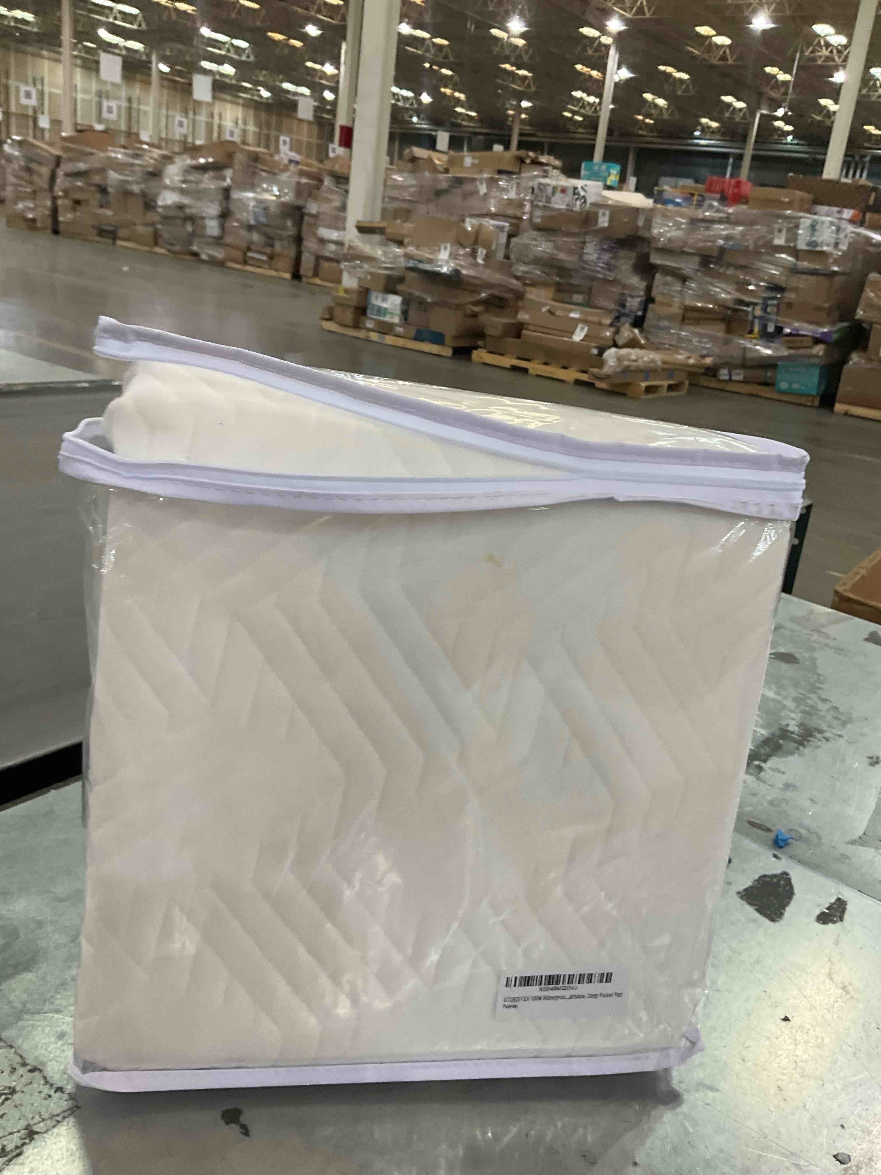 https://s3.amazonaws.com/lotting-images-prod/bidfta/PPE2506389_1747064172212.jpeg
