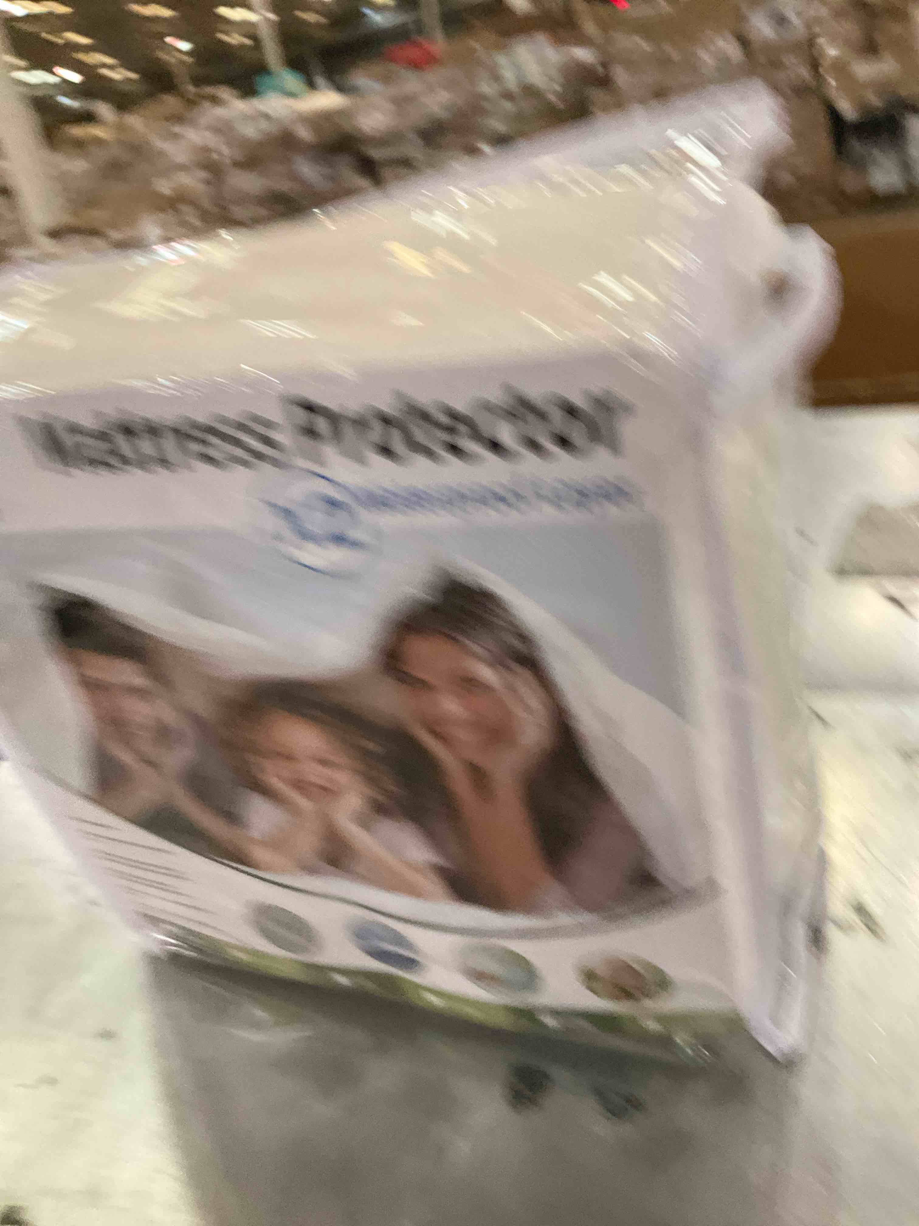 https://s3.amazonaws.com/lotting-images-prod/bidfta/PPE2506389_1747064181158.jpeg