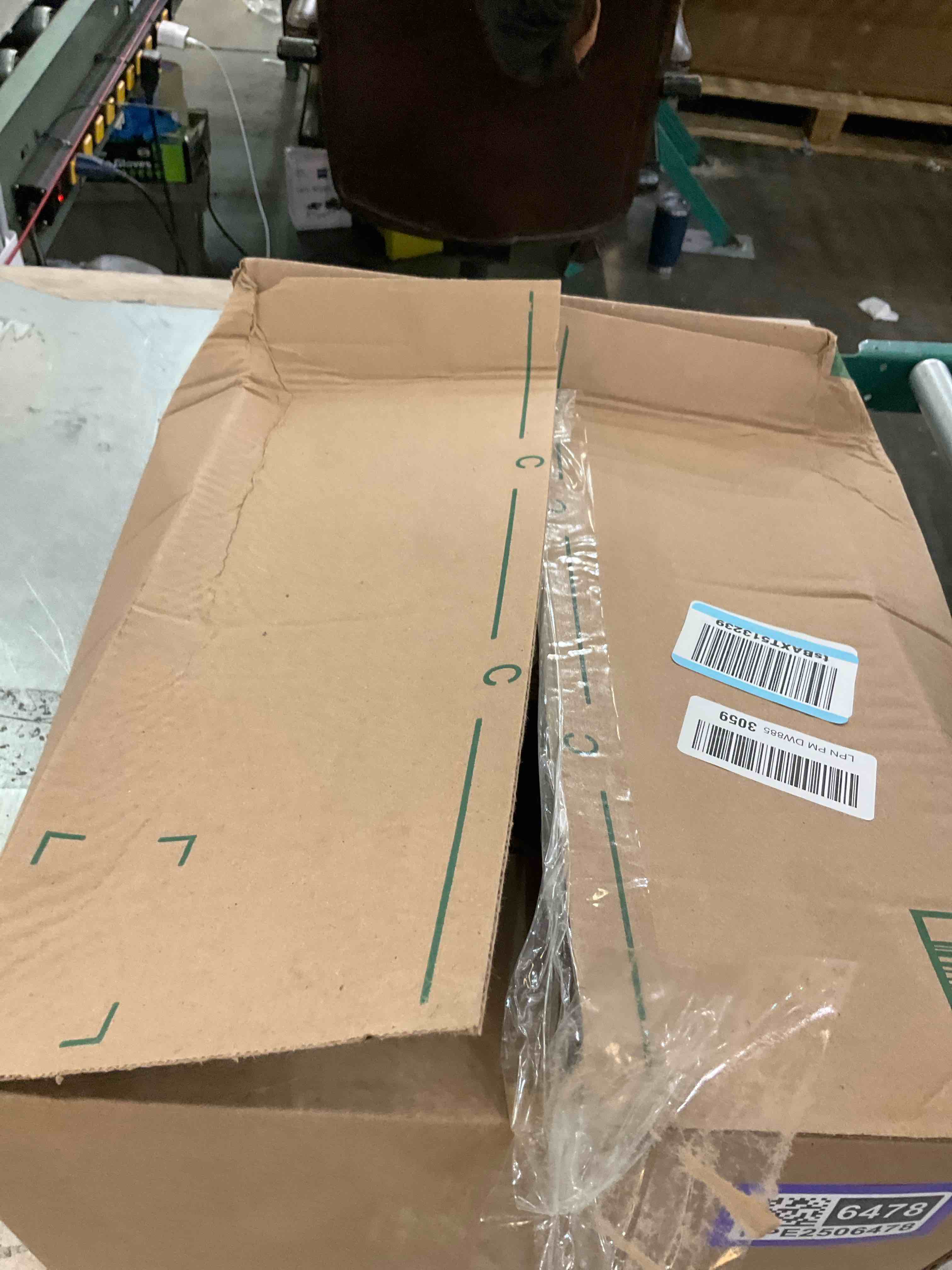 https://s3.amazonaws.com/lotting-images-prod/bidfta/PPE2506478_1747070837483.jpeg