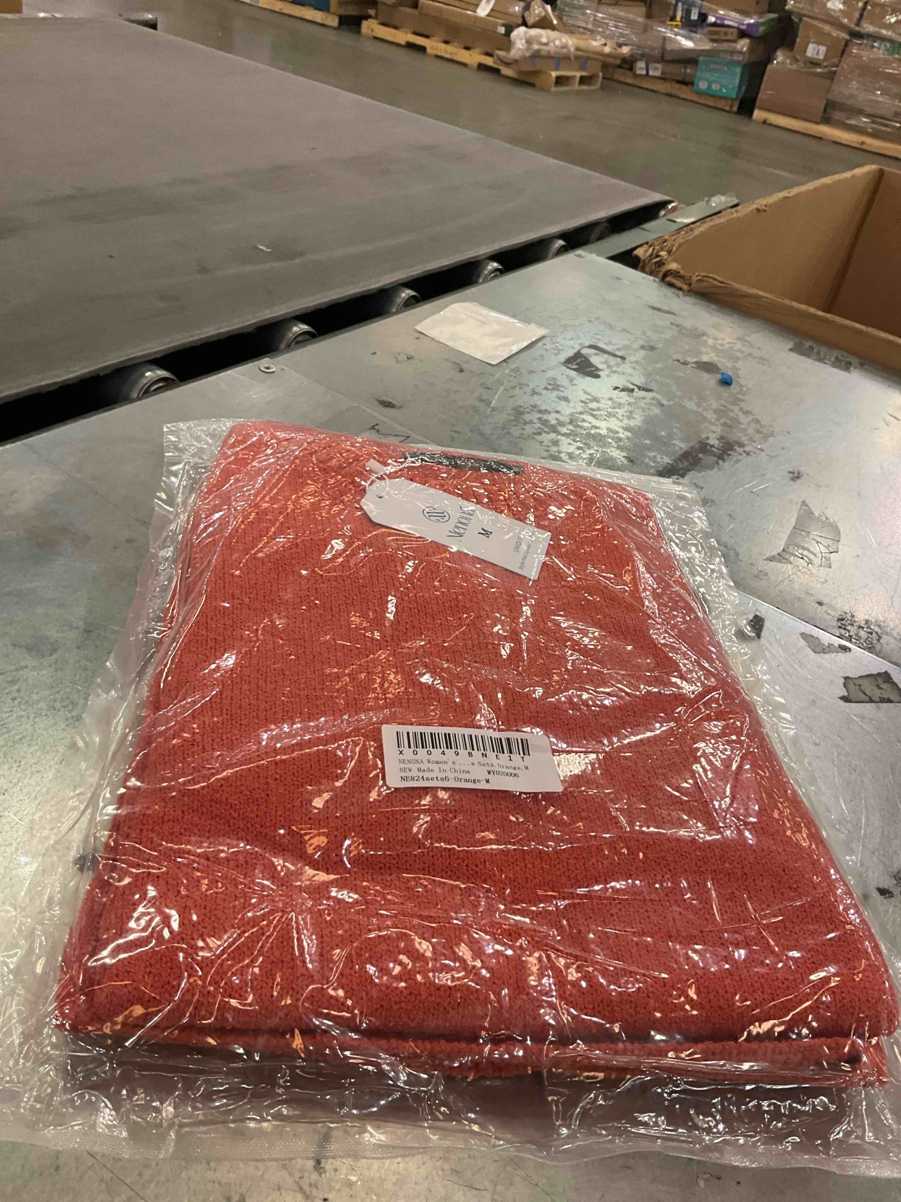 https://s3.amazonaws.com/lotting-images-prod/bidfta/PPE2506531_1747072047960.jpeg