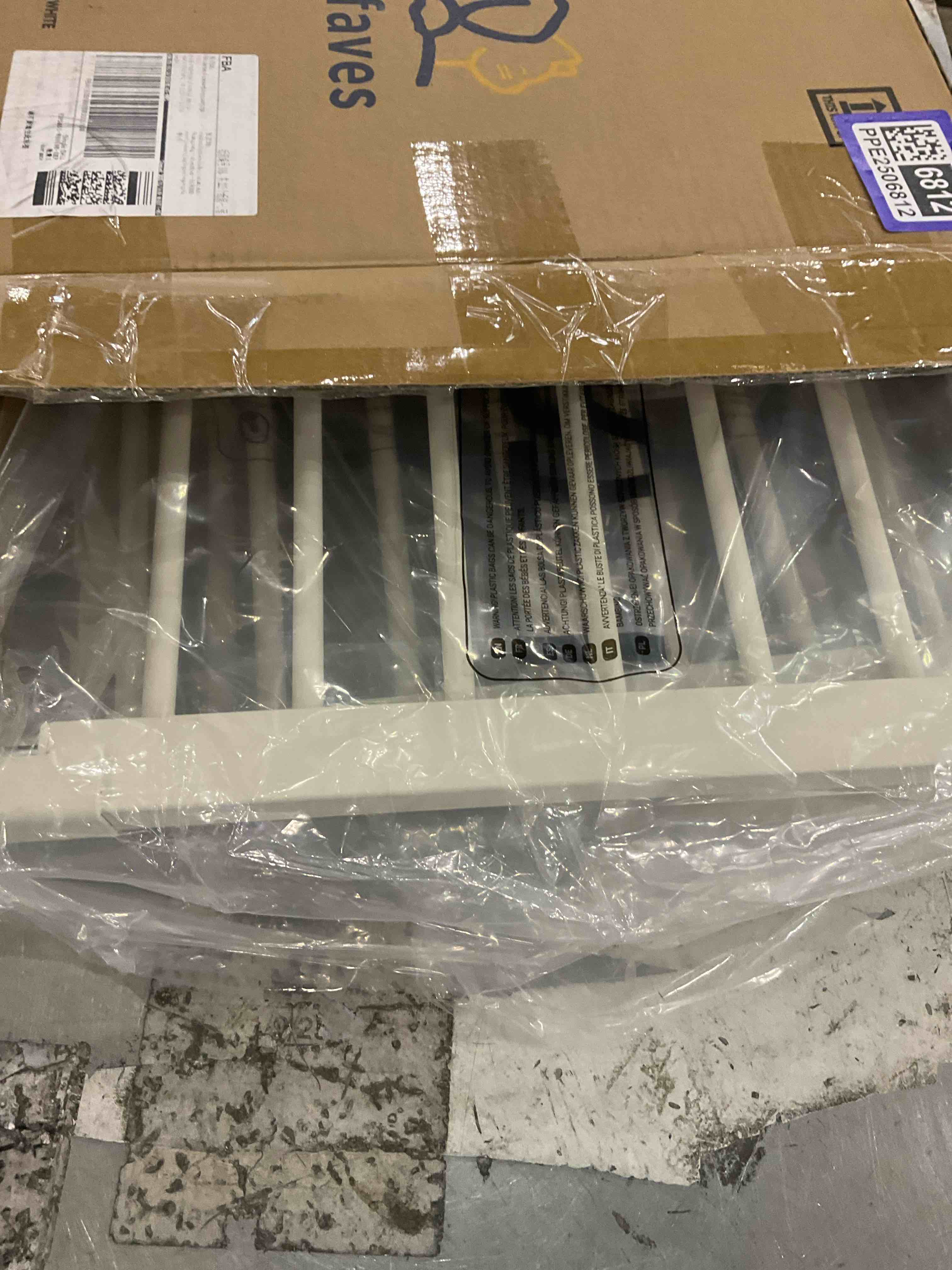 https://s3.amazonaws.com/lotting-images-prod/bidfta/PPE2506812_1747139301651.jpeg