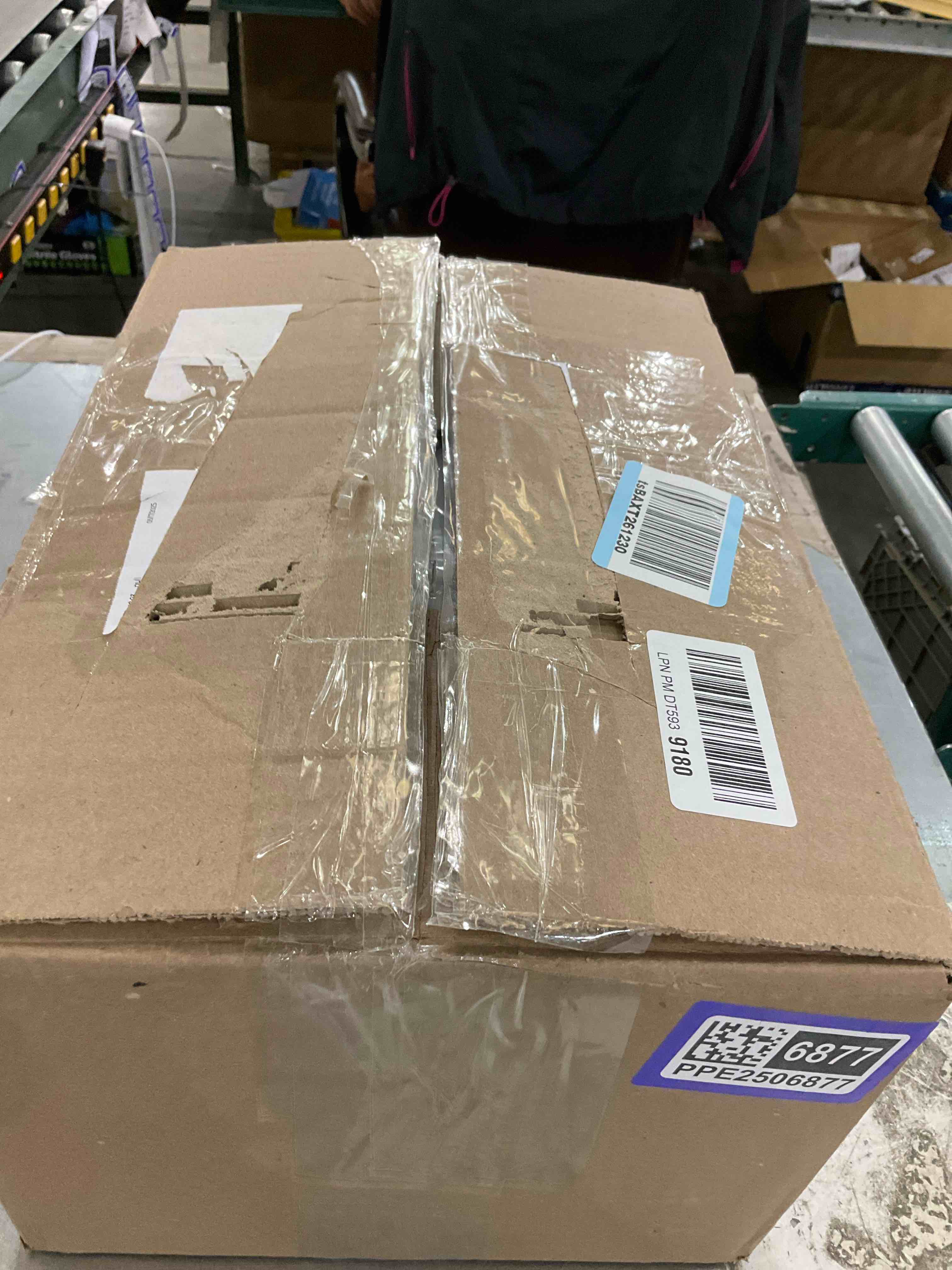 https://s3.amazonaws.com/lotting-images-prod/bidfta/PPE2506877_1747139482499.jpeg