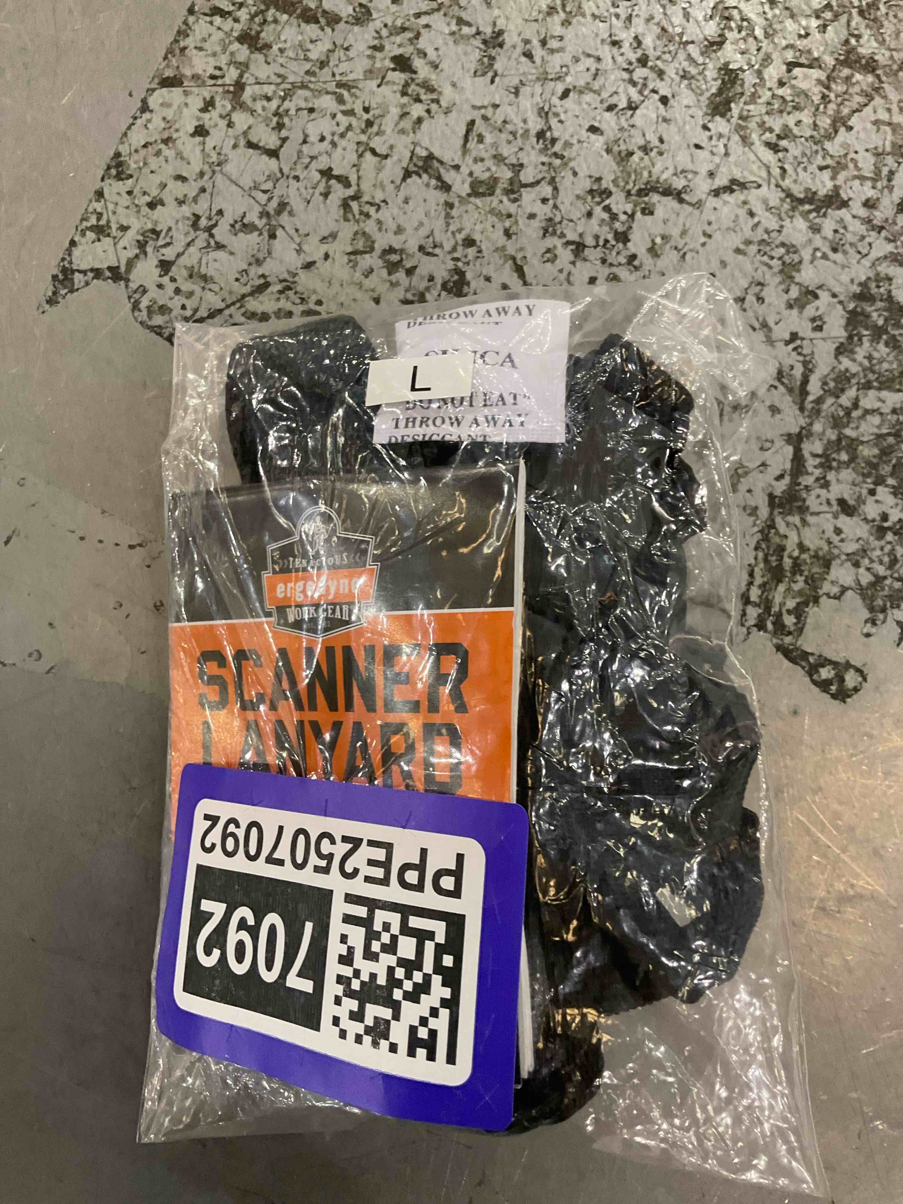 https://s3.amazonaws.com/lotting-images-prod/bidfta/PPE2507117_1747149097010.jpeg