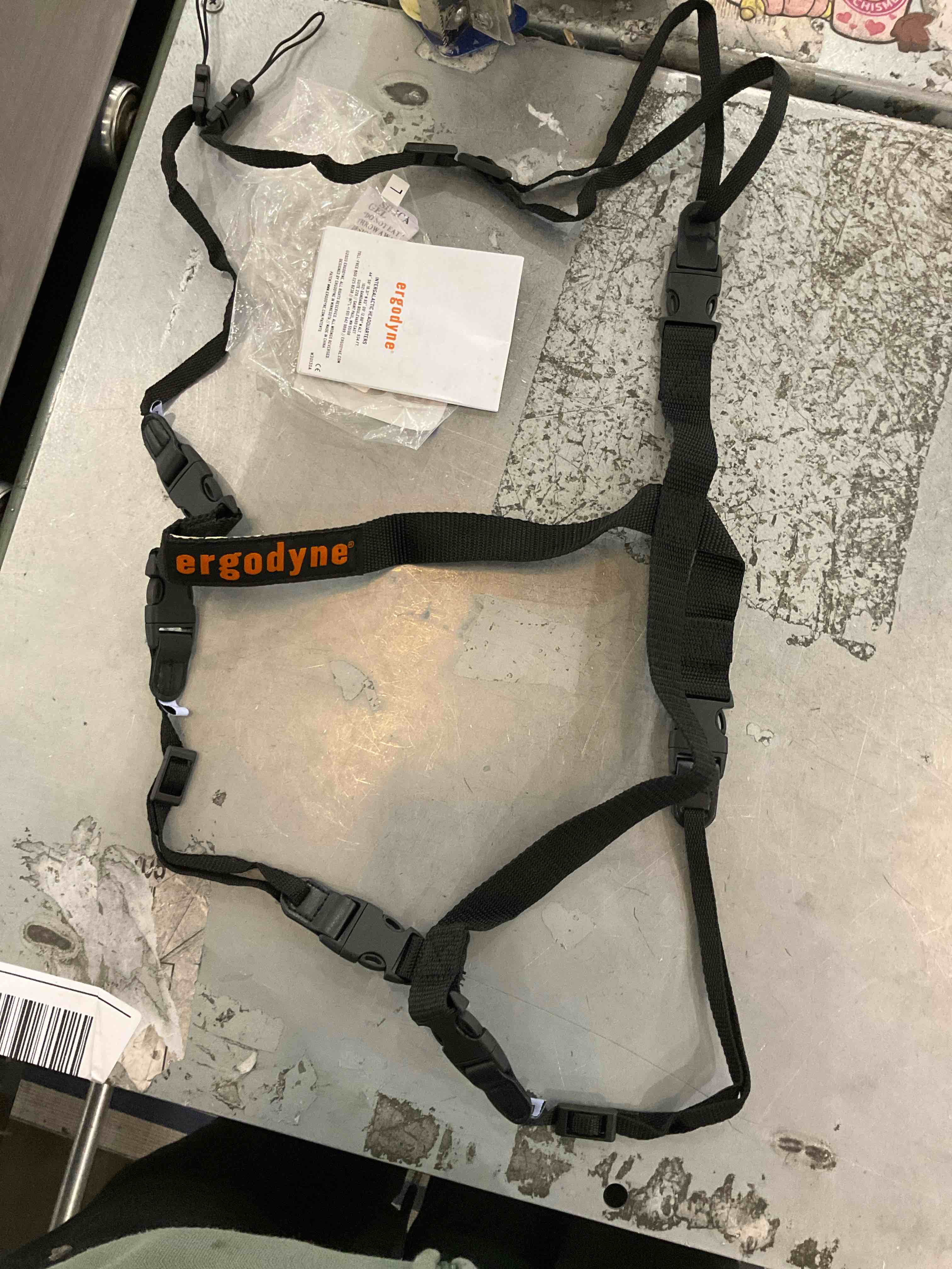 https://s3.amazonaws.com/lotting-images-prod/bidfta/PPE2507117_1747149126424.jpeg