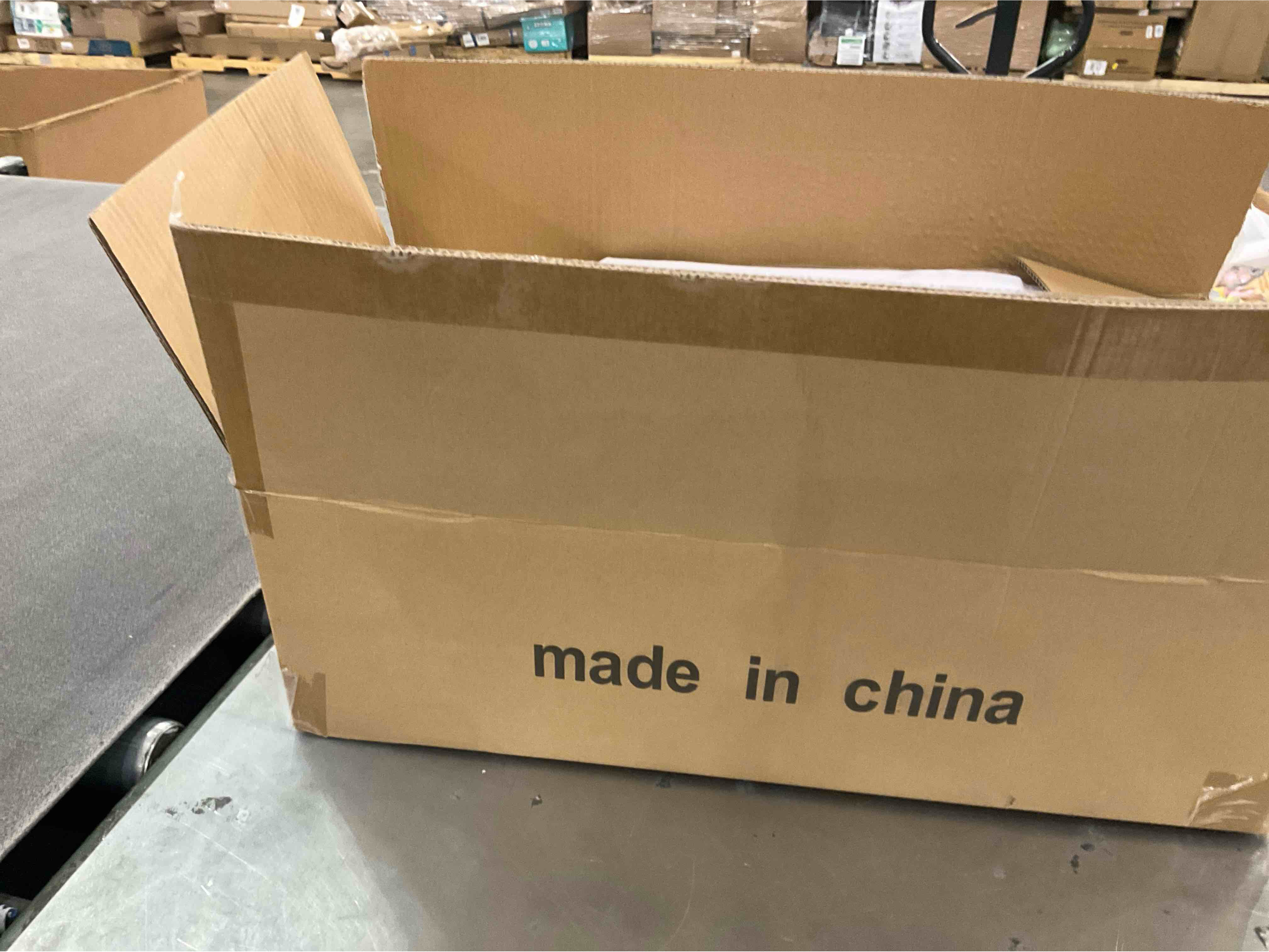 https://s3.amazonaws.com/lotting-images-prod/bidfta/PPE2507171_1747150111452.jpeg