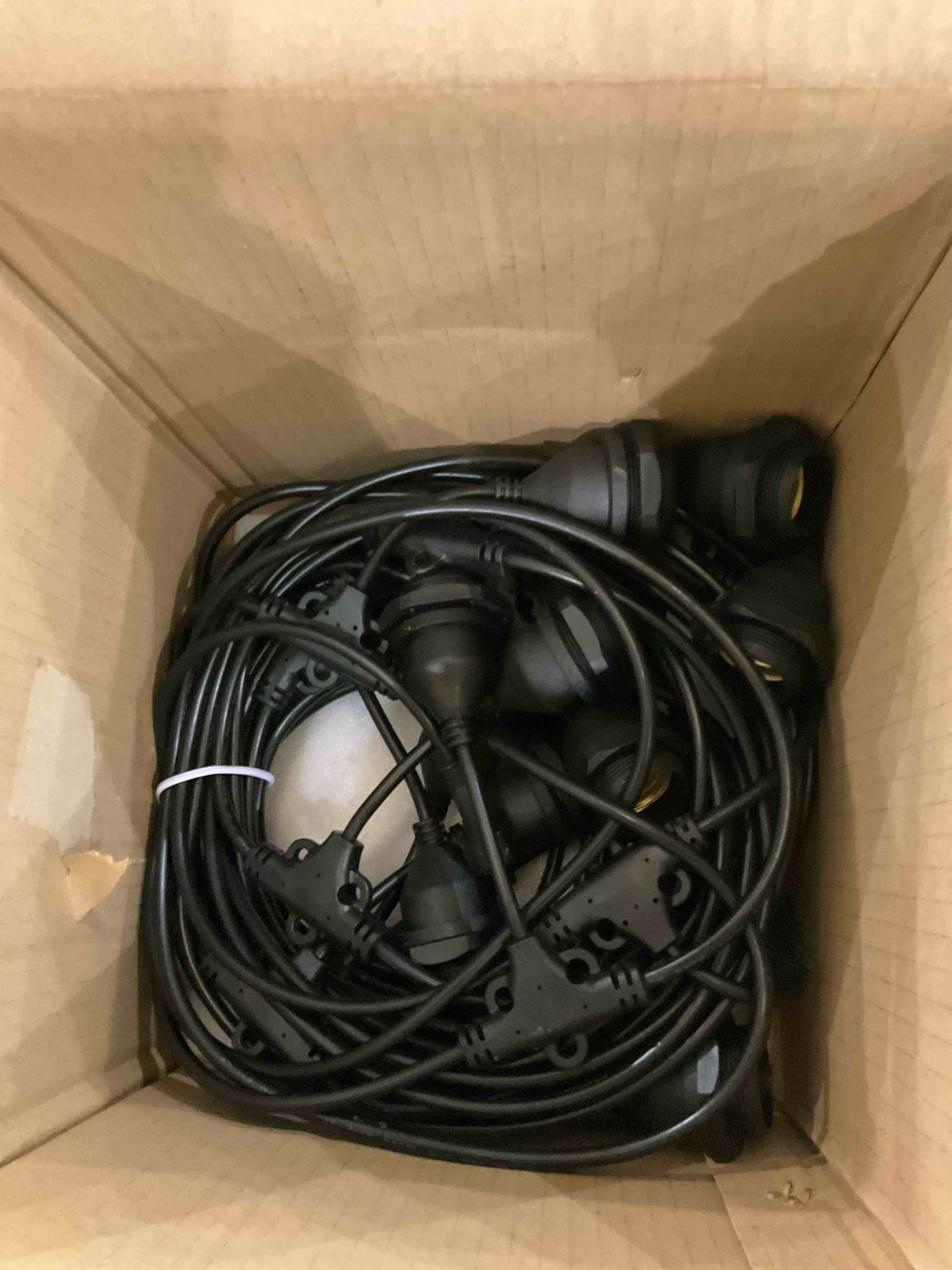https://s3.amazonaws.com/lotting-images-prod/bidfta/PPE2507202_1747156817131.jpeg