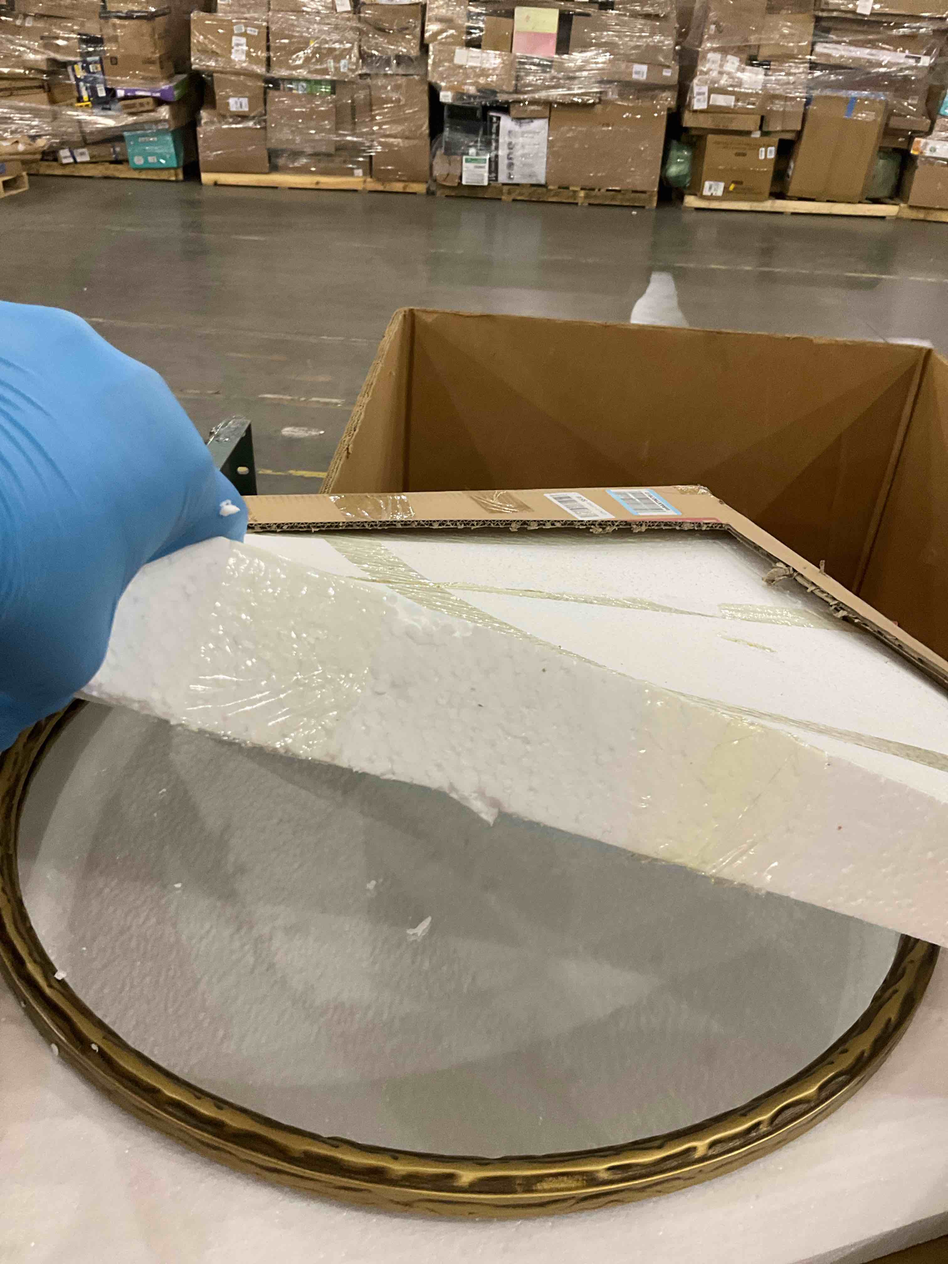 https://s3.amazonaws.com/lotting-images-prod/bidfta/PPE2507418_1747224485892.jpeg