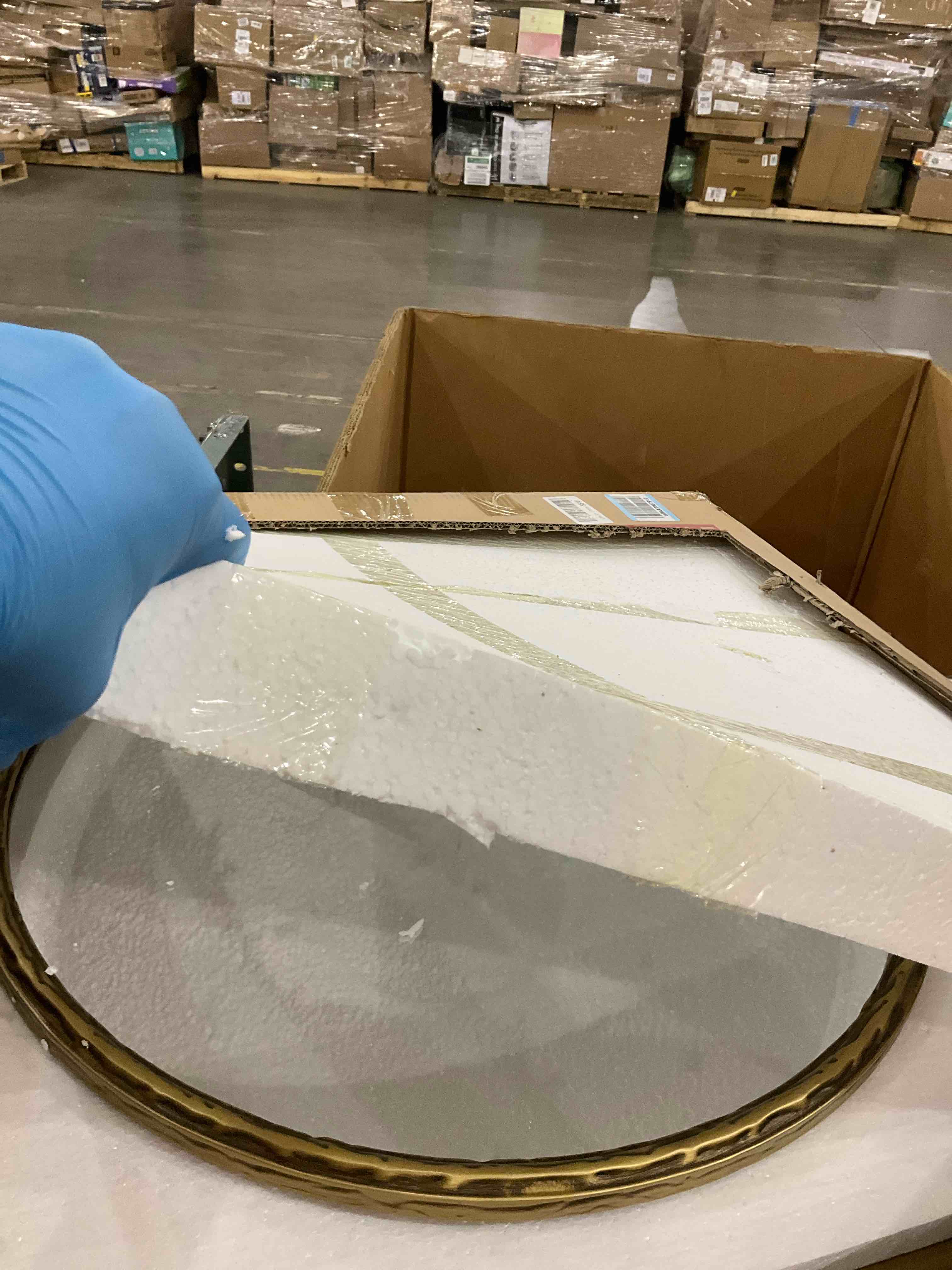https://s3.amazonaws.com/lotting-images-prod/bidfta/PPE2507418_1747224487046.jpeg