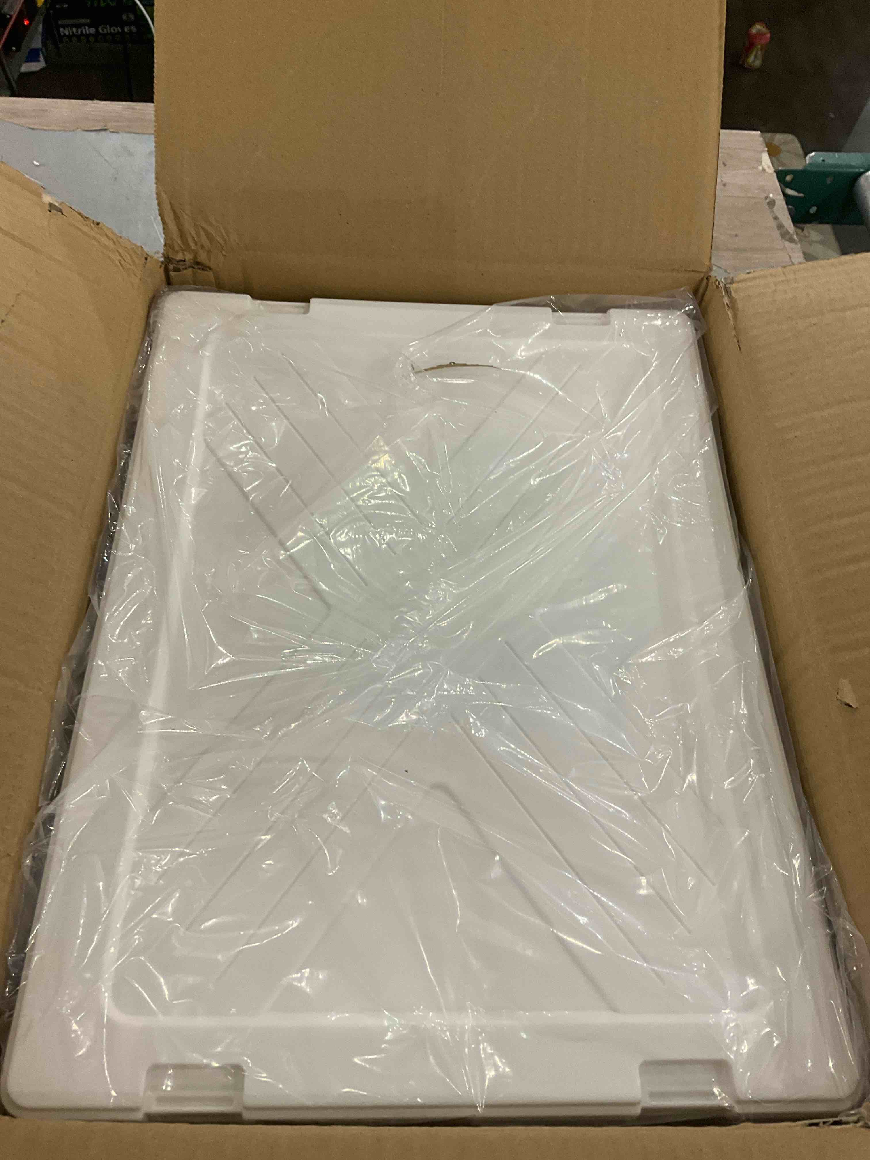 https://s3.amazonaws.com/lotting-images-prod/bidfta/PPE2508739_1747319817500.jpeg