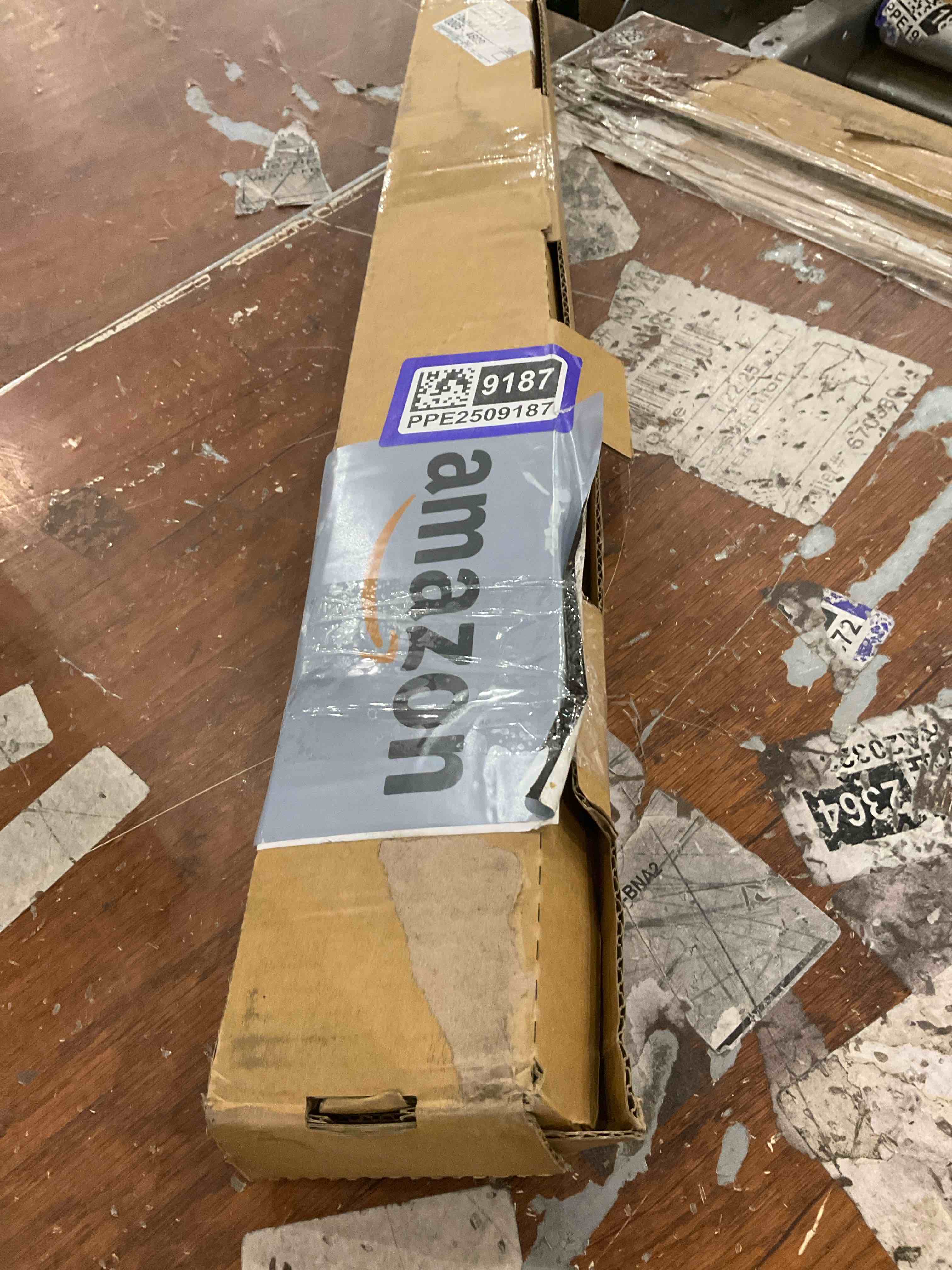 https://s3.amazonaws.com/lotting-images-prod/bidfta/PPE2509187_1746627330410.jpeg
