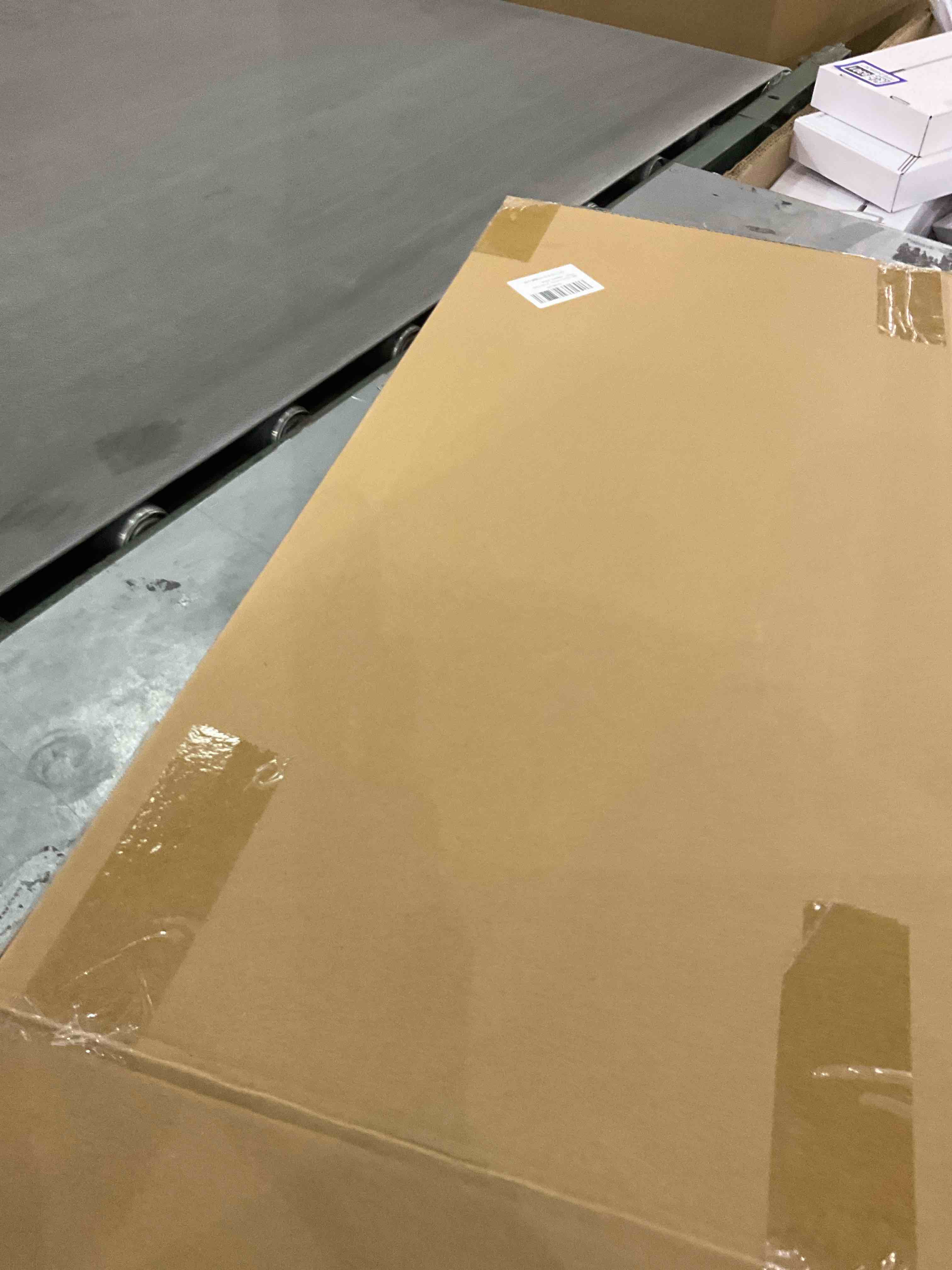 https://s3.amazonaws.com/lotting-images-prod/bidfta/PPE2509301_1746624961215.jpeg