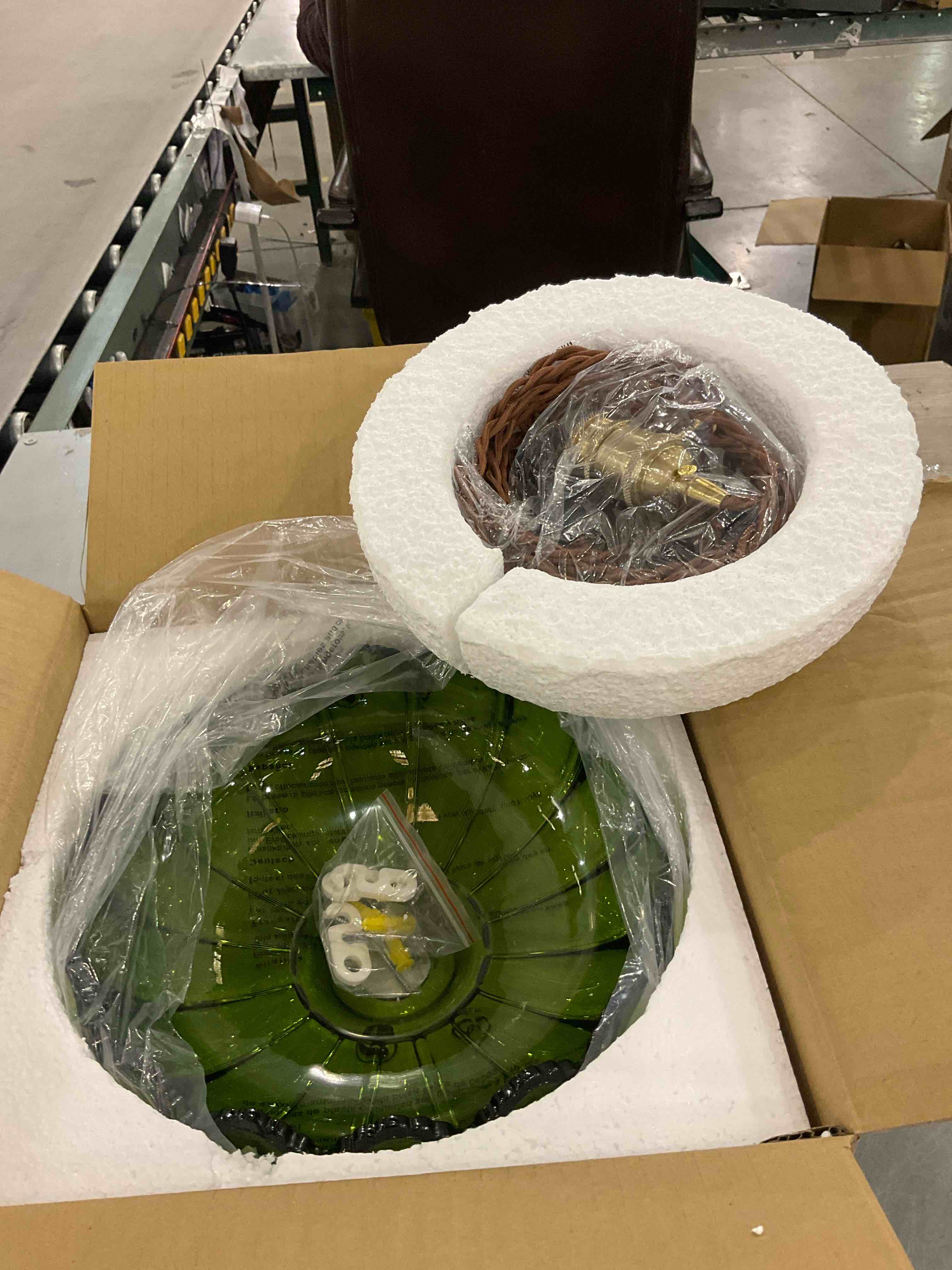 https://s3.amazonaws.com/lotting-images-prod/bidfta/PPE2509438_1746645277466.jpeg