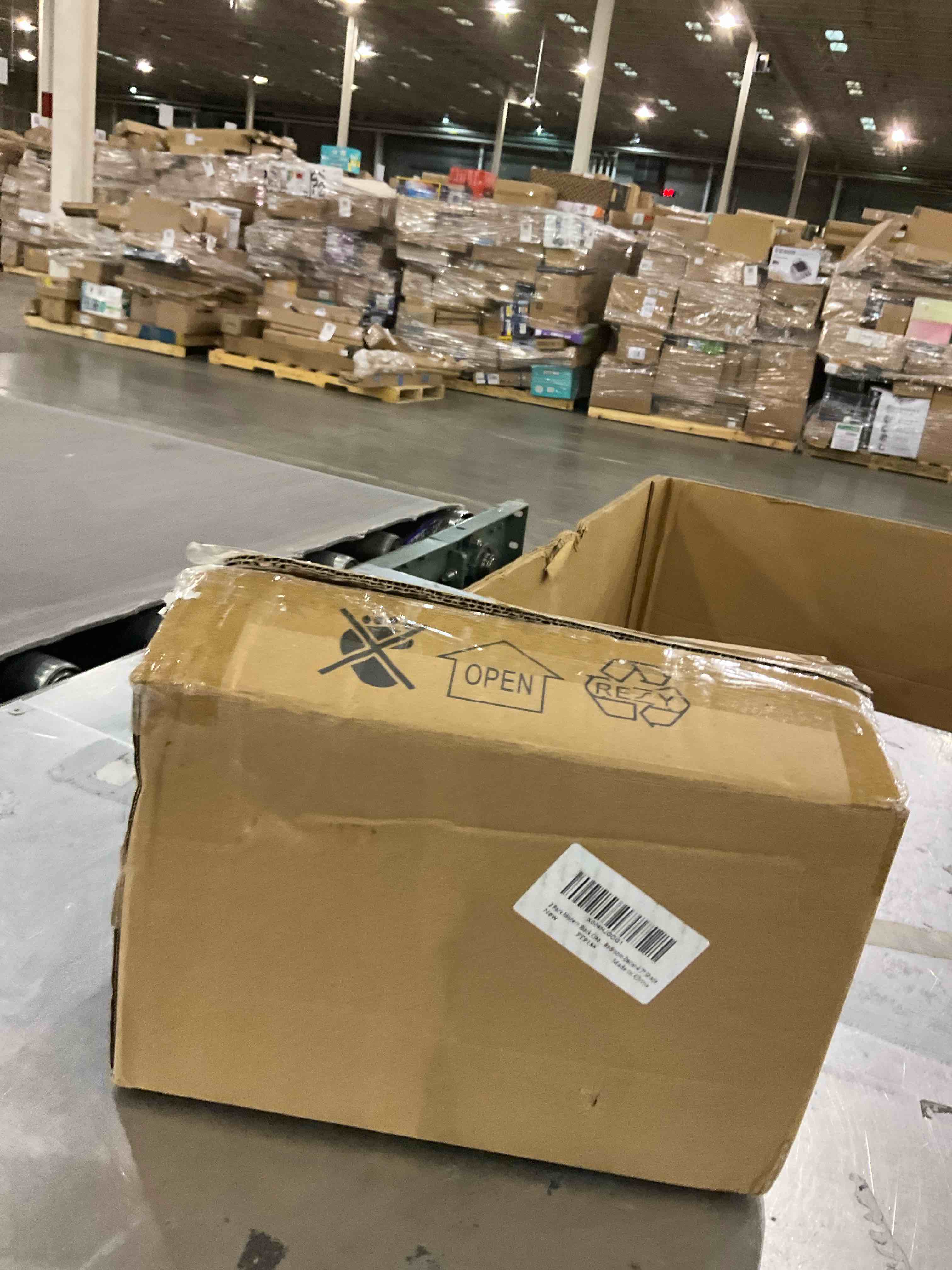 https://s3.amazonaws.com/lotting-images-prod/bidfta/PPE2509540_1746703516073.jpeg