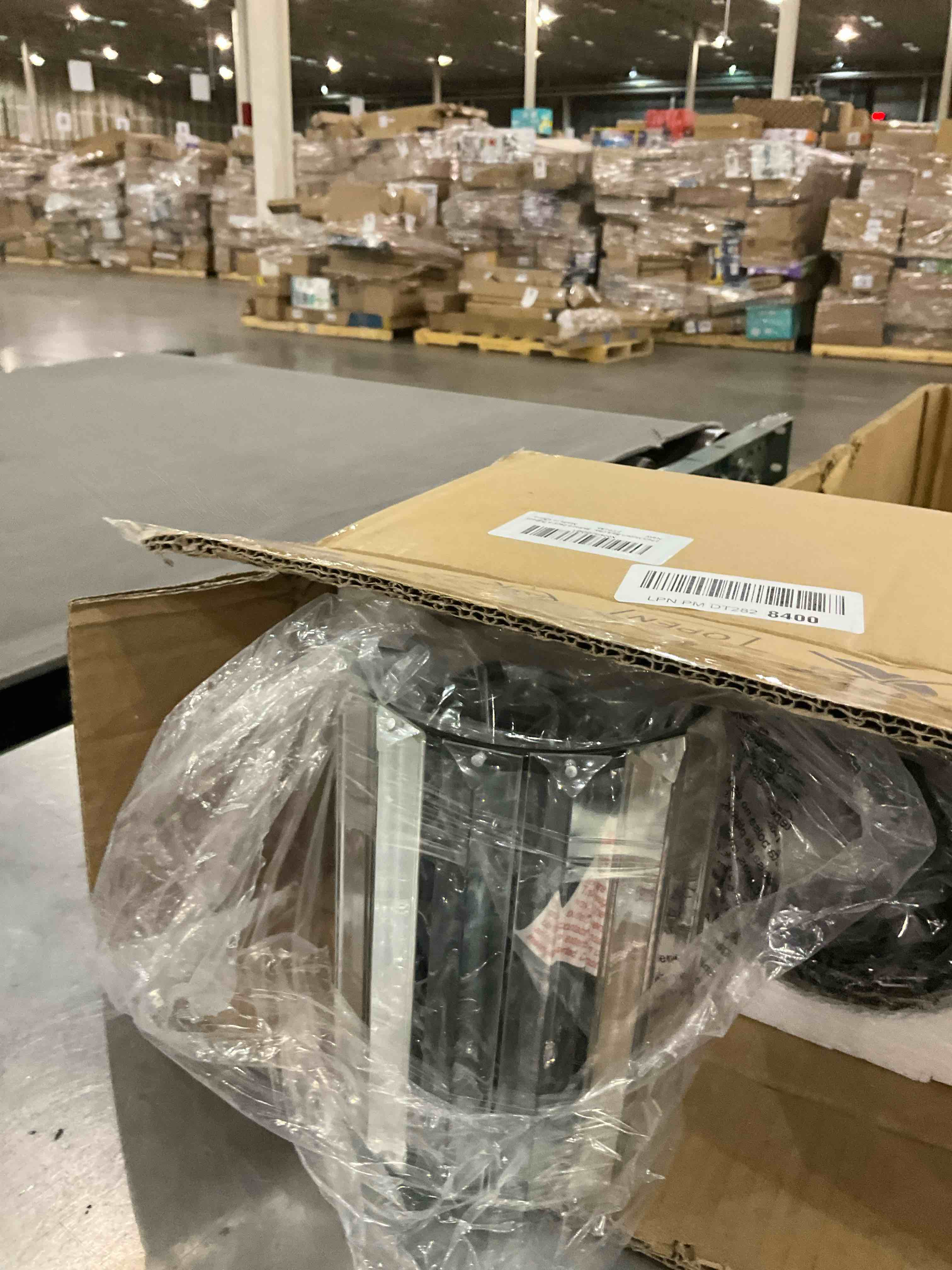 https://s3.amazonaws.com/lotting-images-prod/bidfta/PPE2509540_1746703539204.jpeg