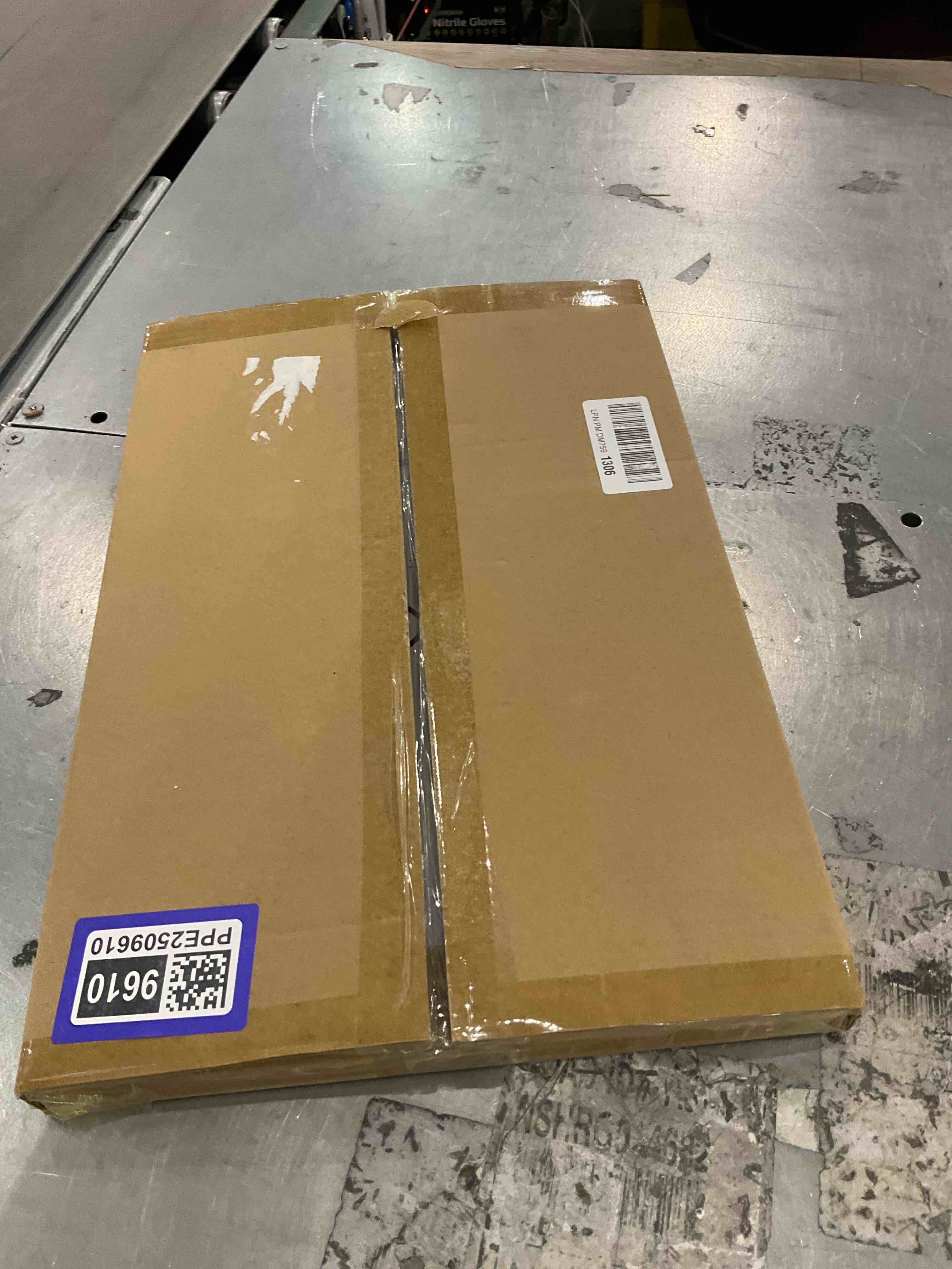 https://s3.amazonaws.com/lotting-images-prod/bidfta/PPE2509610_1746704373784.jpeg