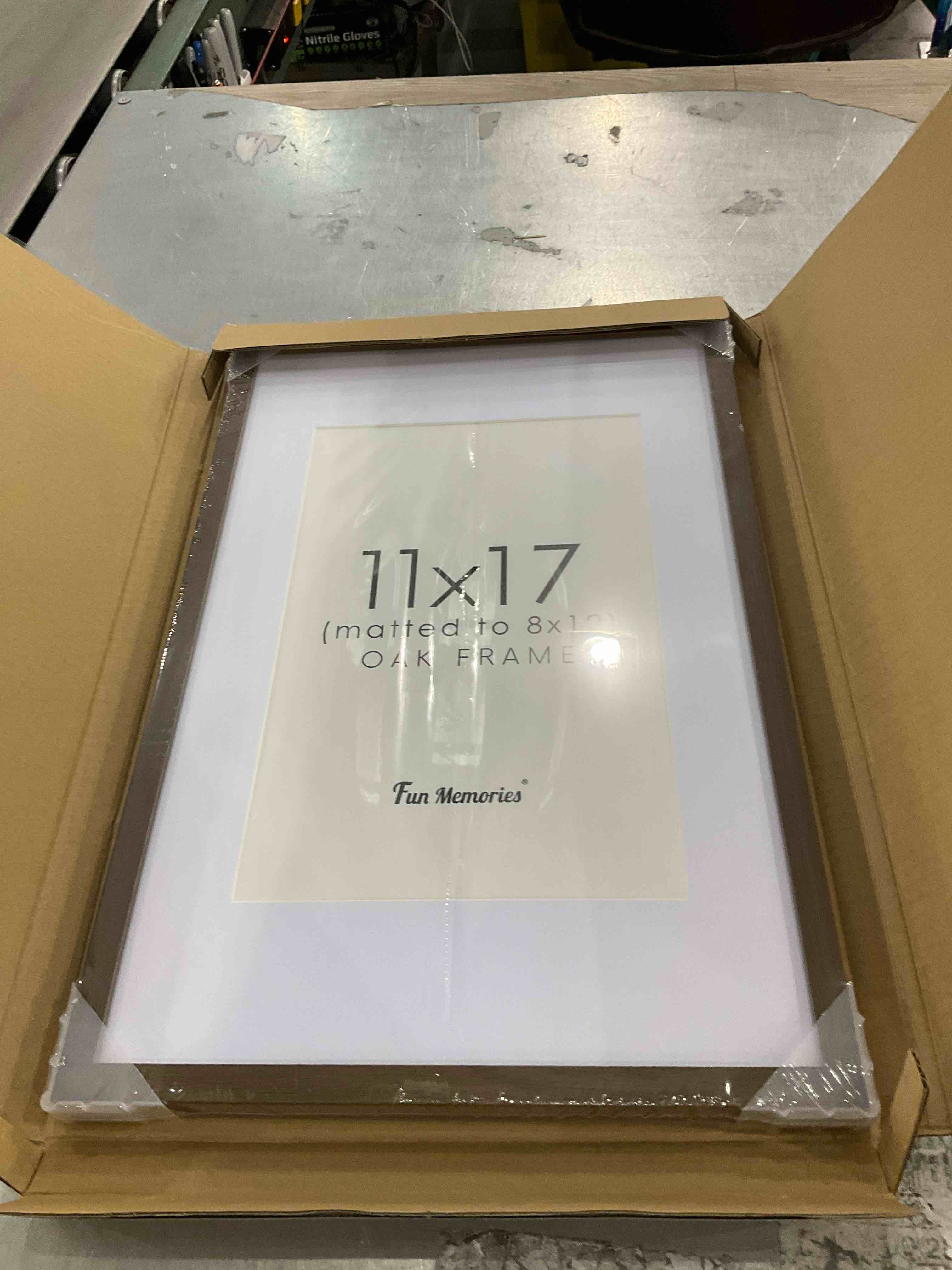 https://s3.amazonaws.com/lotting-images-prod/bidfta/PPE2509610_1746704384888.jpeg