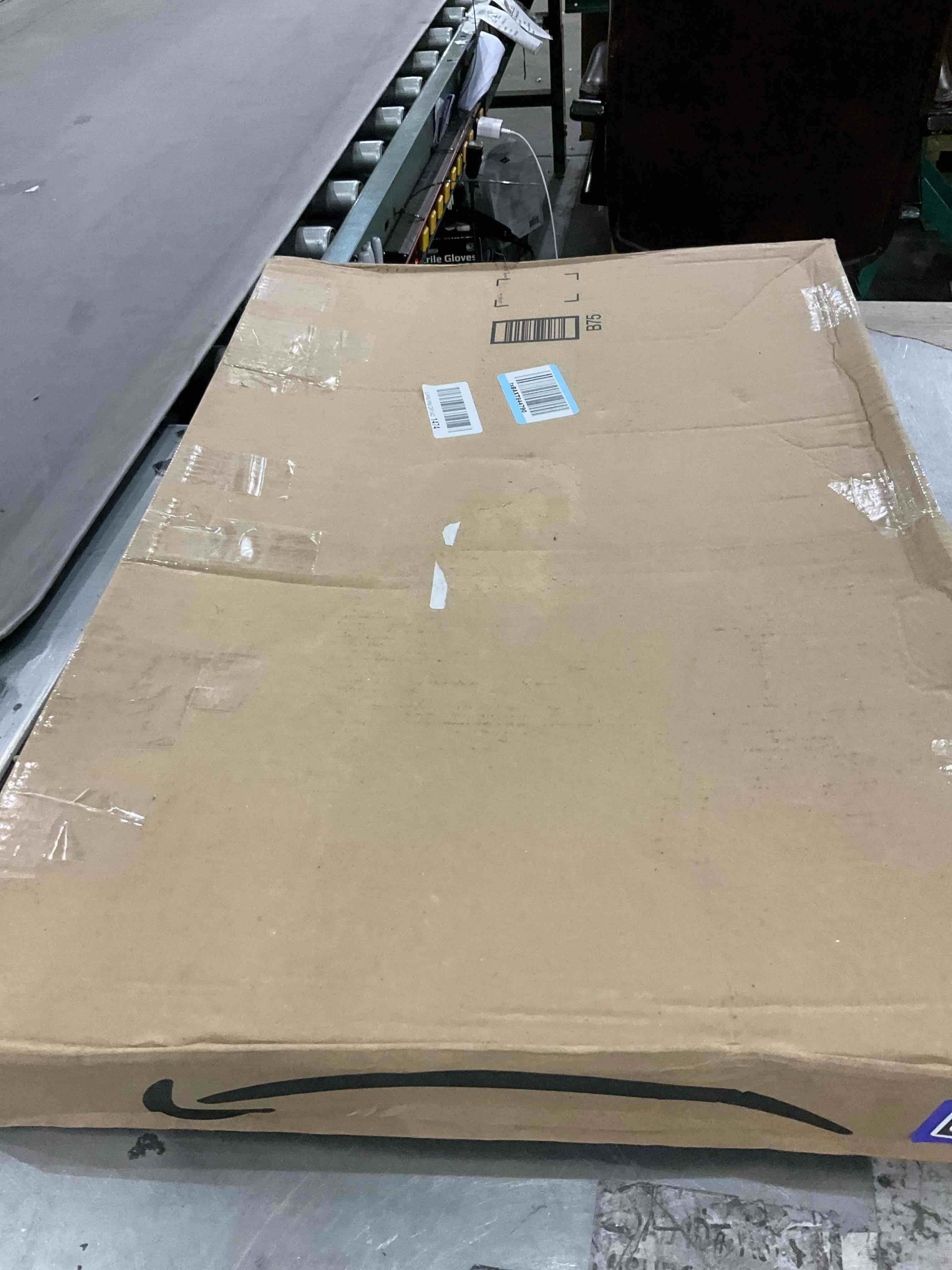 https://s3.amazonaws.com/lotting-images-prod/bidfta/PPE2509729_1746792121315.jpeg