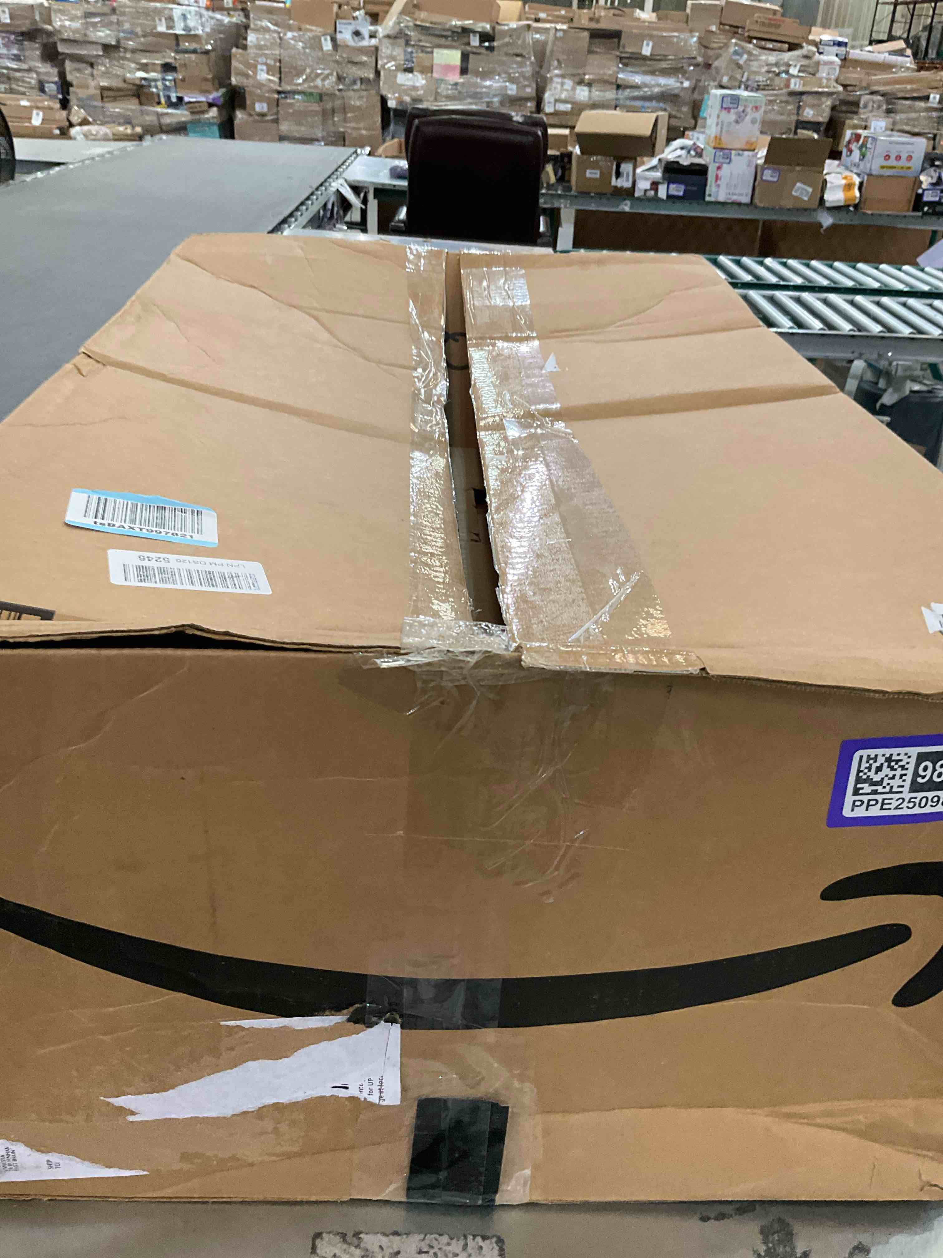 https://s3.amazonaws.com/lotting-images-prod/bidfta/PPE2509822_1746813239708.jpeg