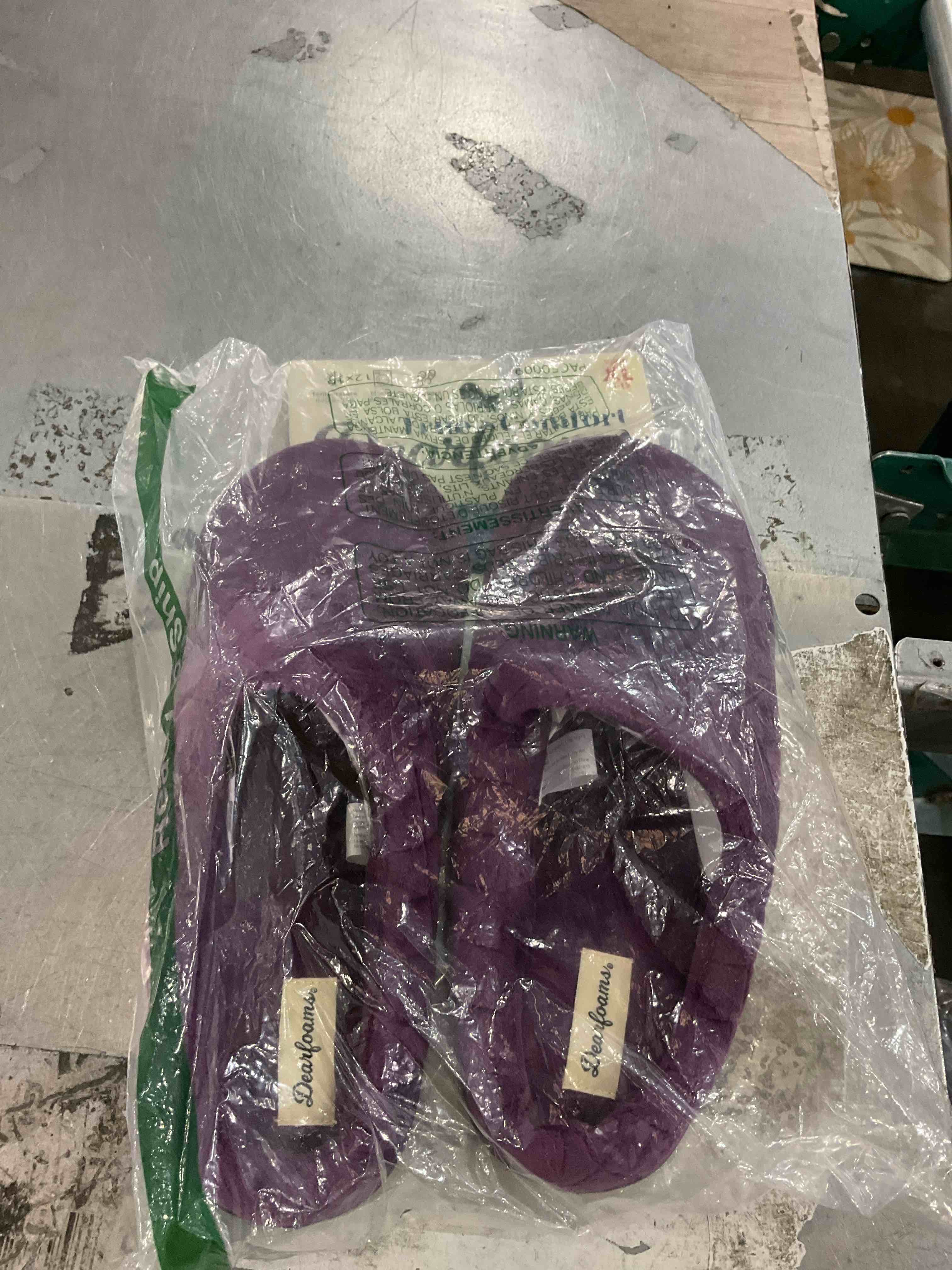https://s3.amazonaws.com/lotting-images-prod/bidfta/PPE2509833_1747058185363.jpeg