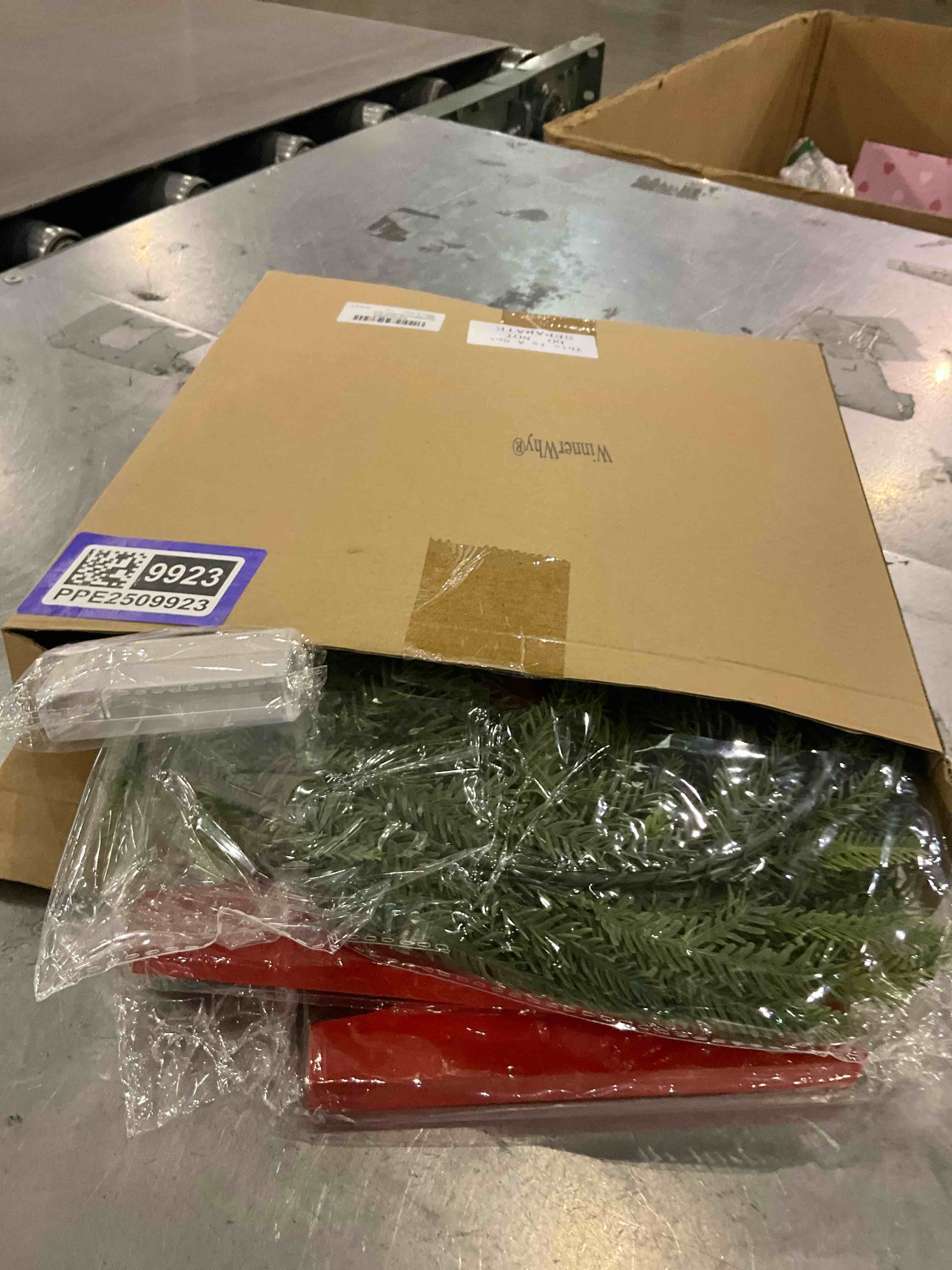 https://s3.amazonaws.com/lotting-images-prod/bidfta/PPE2509923_1746793531028.jpeg