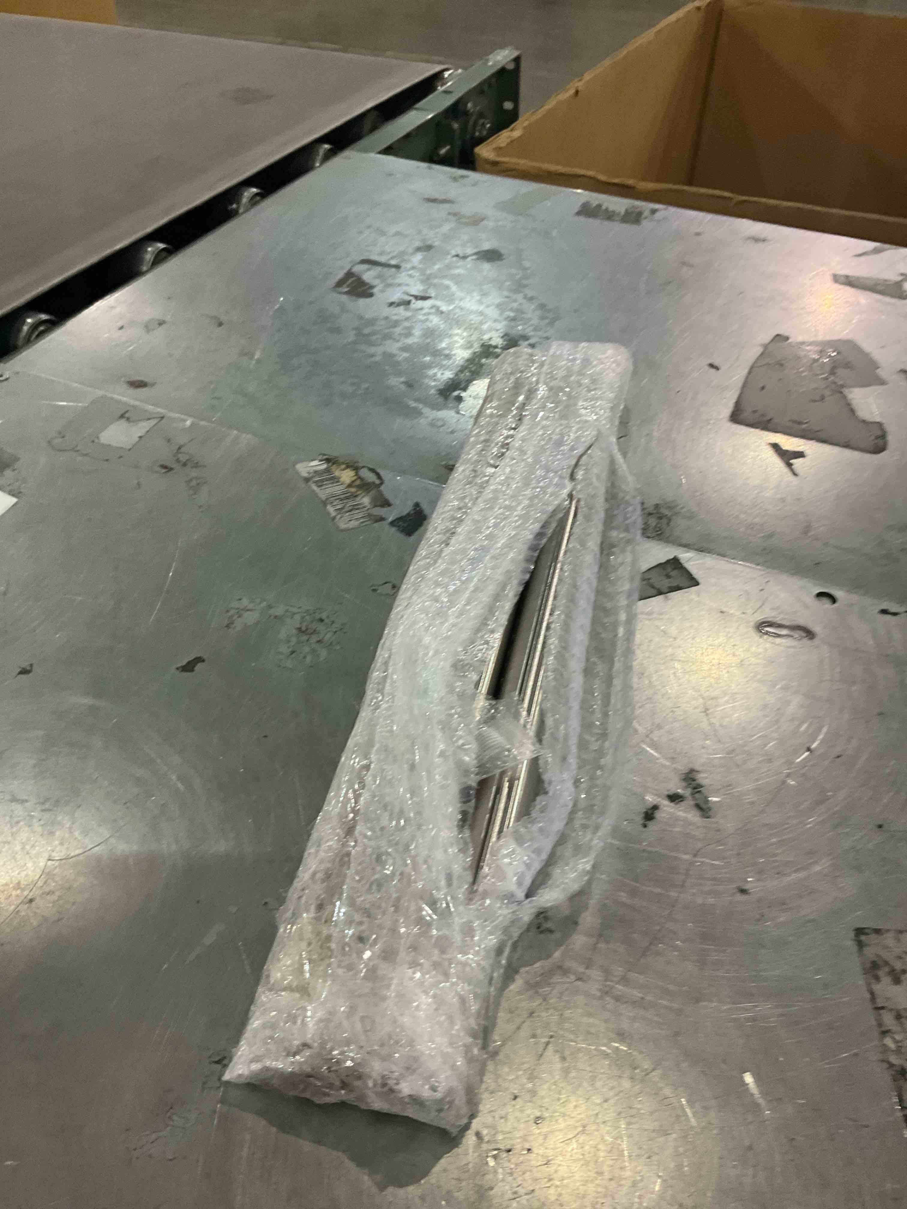 https://s3.amazonaws.com/lotting-images-prod/bidfta/PPE2509968_1746789589001.jpeg