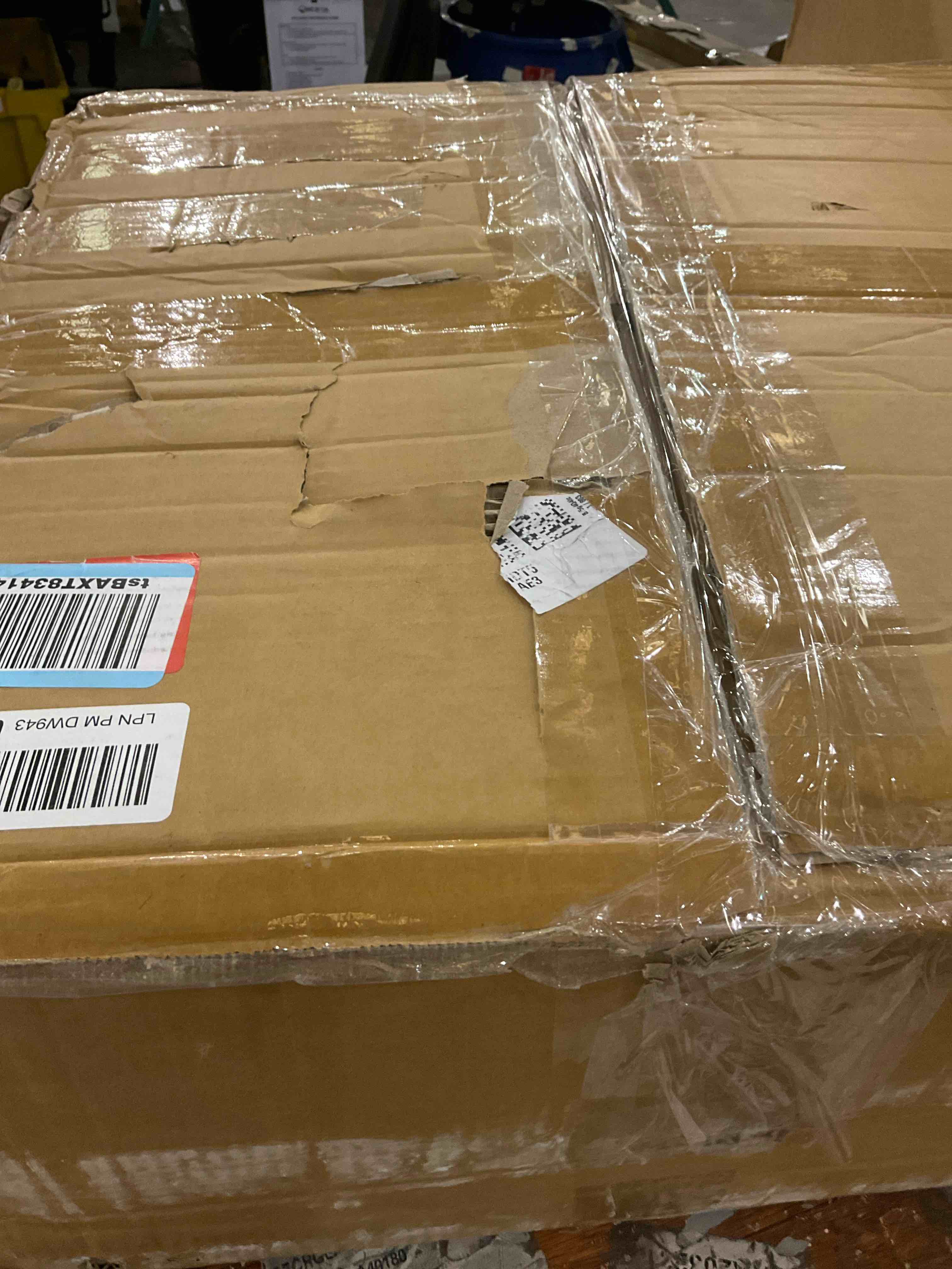 https://s3.amazonaws.com/lotting-images-prod/bidfta/PPE2510019_1746805118651.jpeg