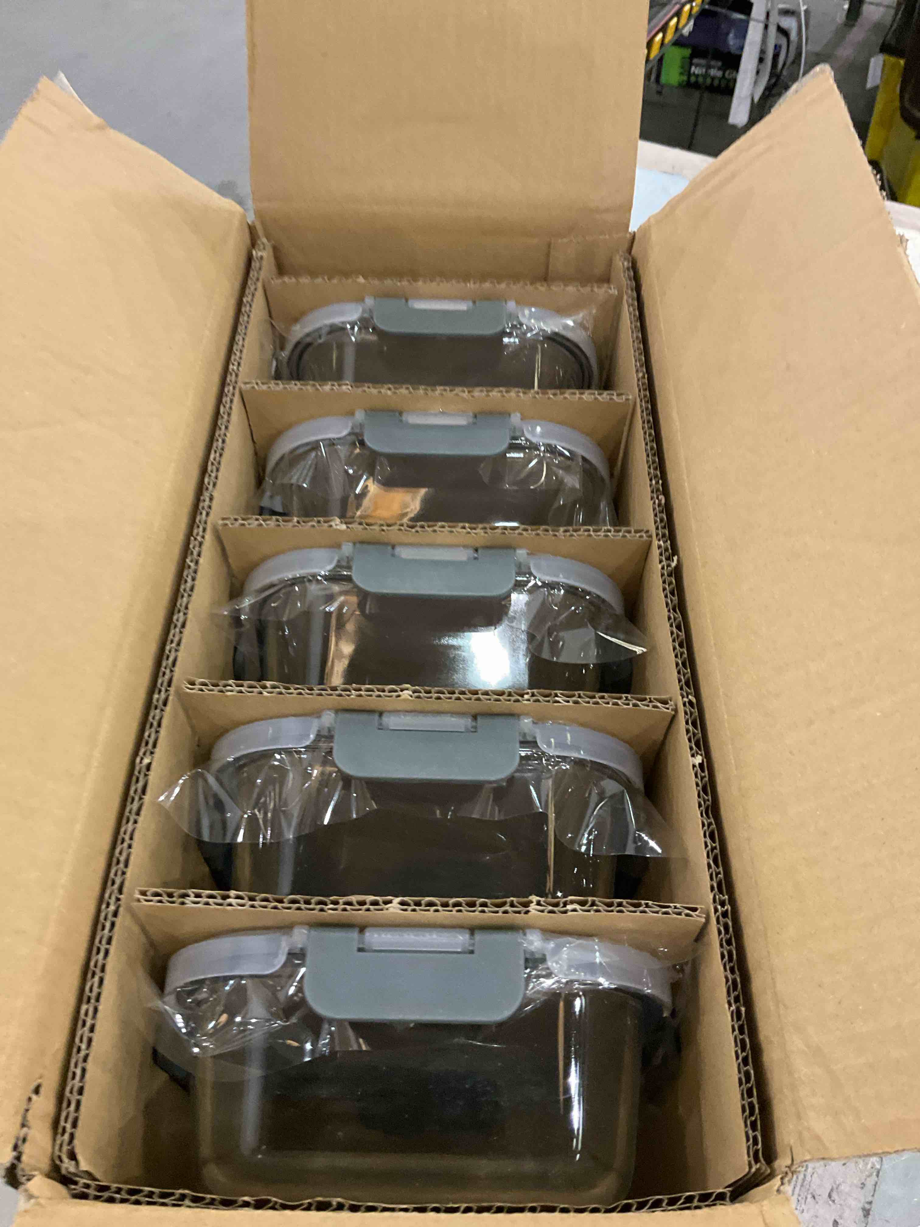 https://s3.amazonaws.com/lotting-images-prod/bidfta/PPE2510052_1746803970020.jpeg