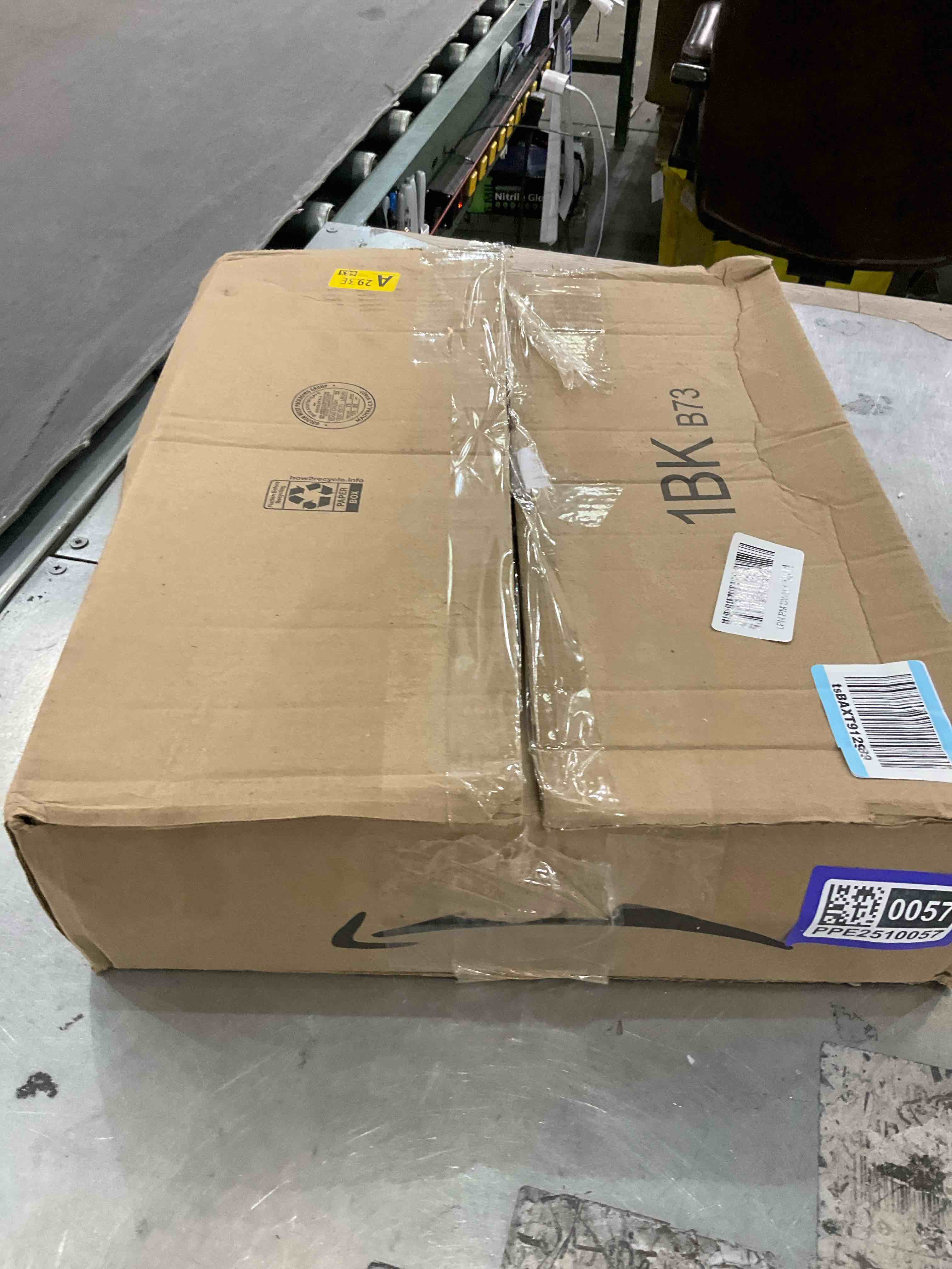 https://s3.amazonaws.com/lotting-images-prod/bidfta/PPE2510057_1746804133842.jpeg
