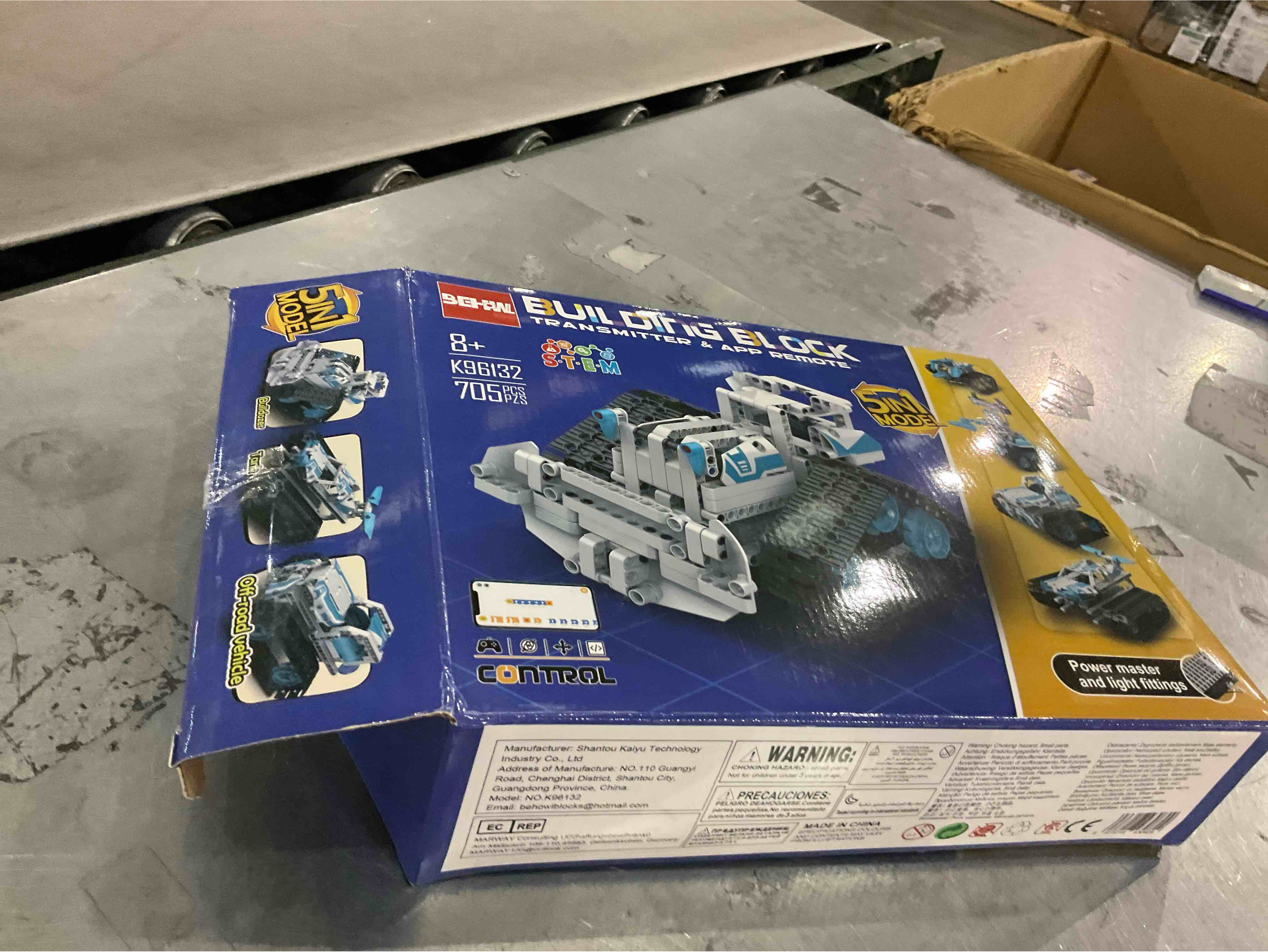 https://s3.amazonaws.com/lotting-images-prod/bidfta/PPE2510118_1747051063842.jpeg