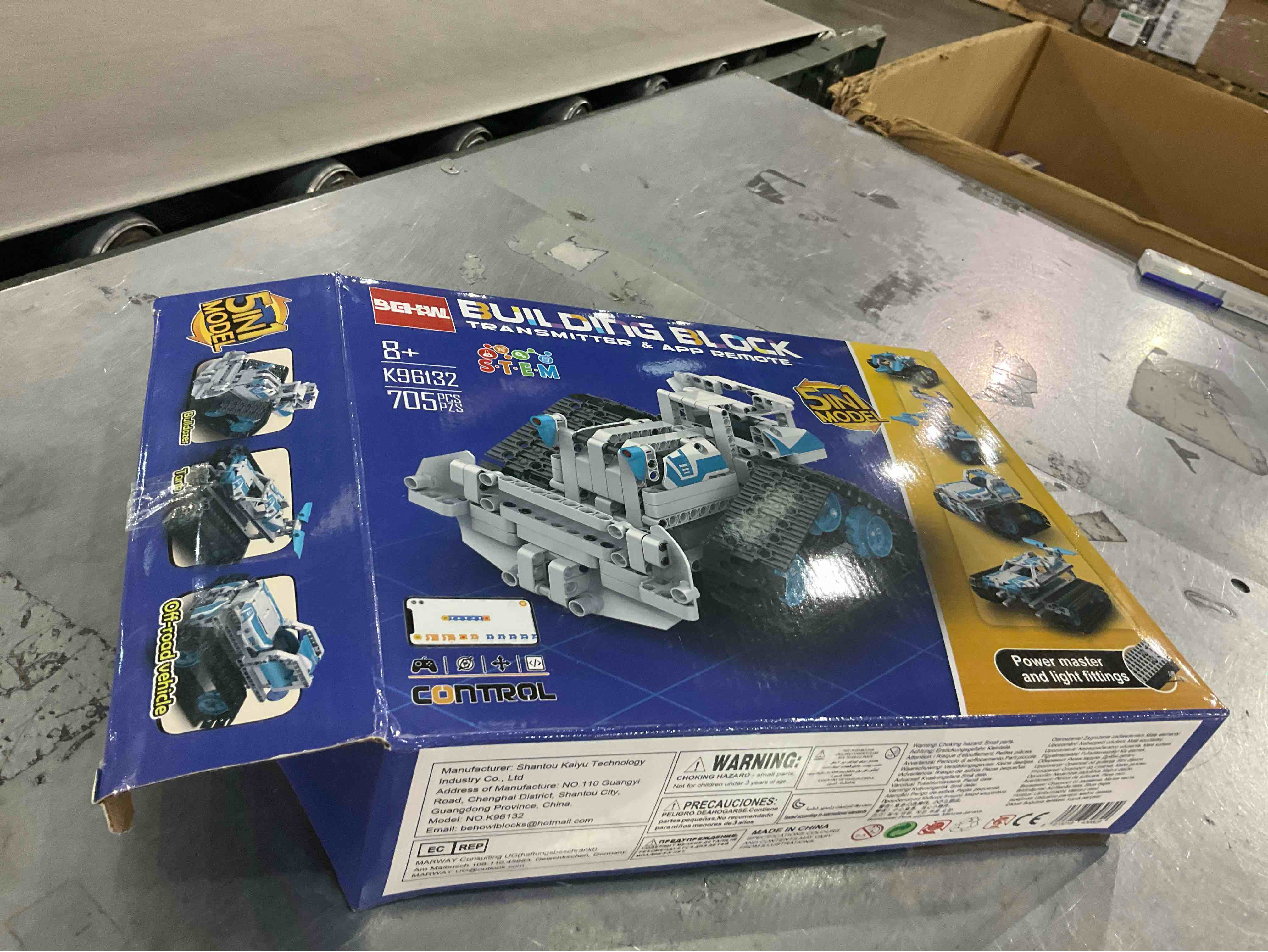 https://s3.amazonaws.com/lotting-images-prod/bidfta/PPE2510118_1747051065039.jpeg