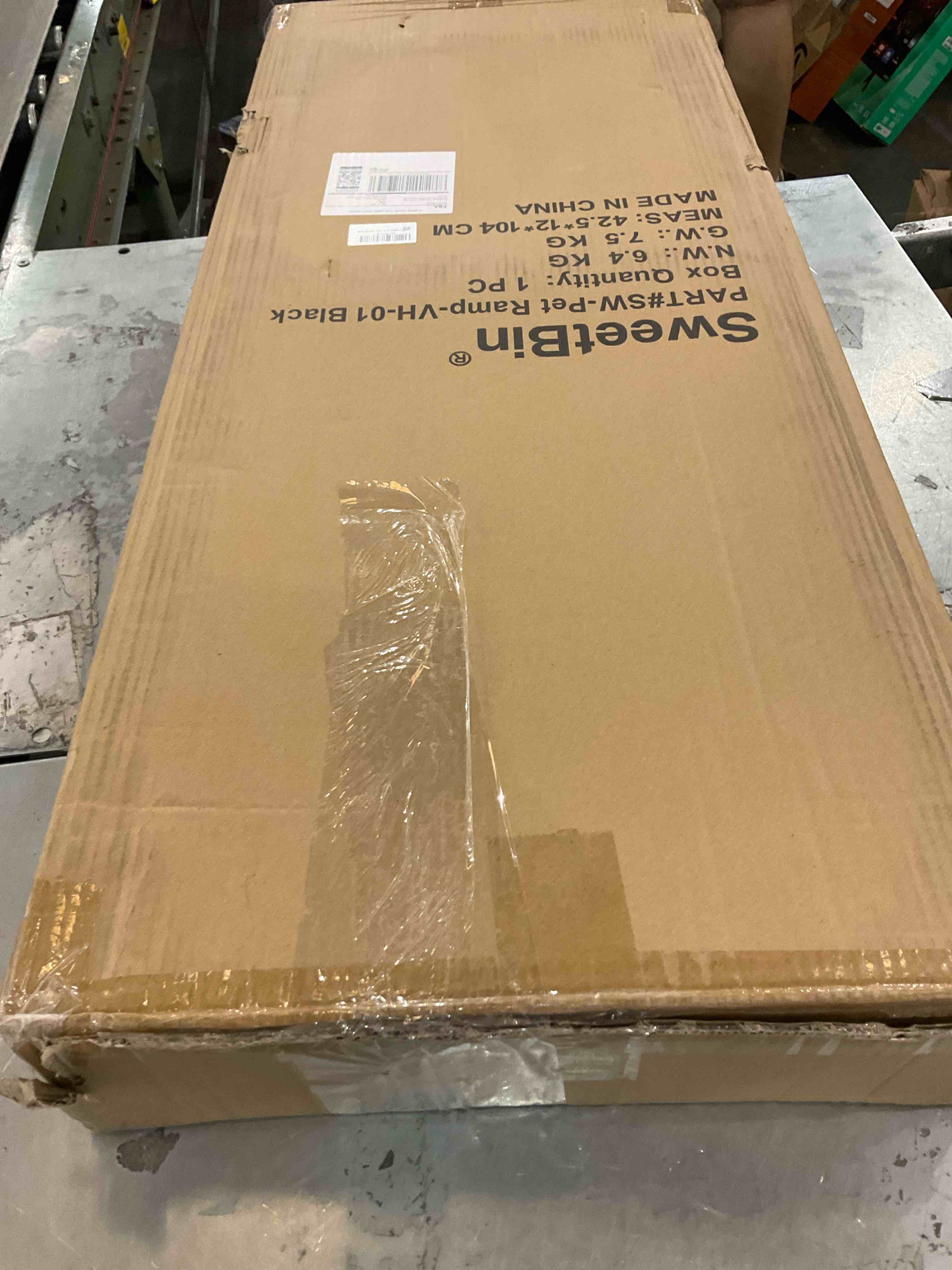 https://s3.amazonaws.com/lotting-images-prod/bidfta/PPE2510220_1746812895800.jpeg