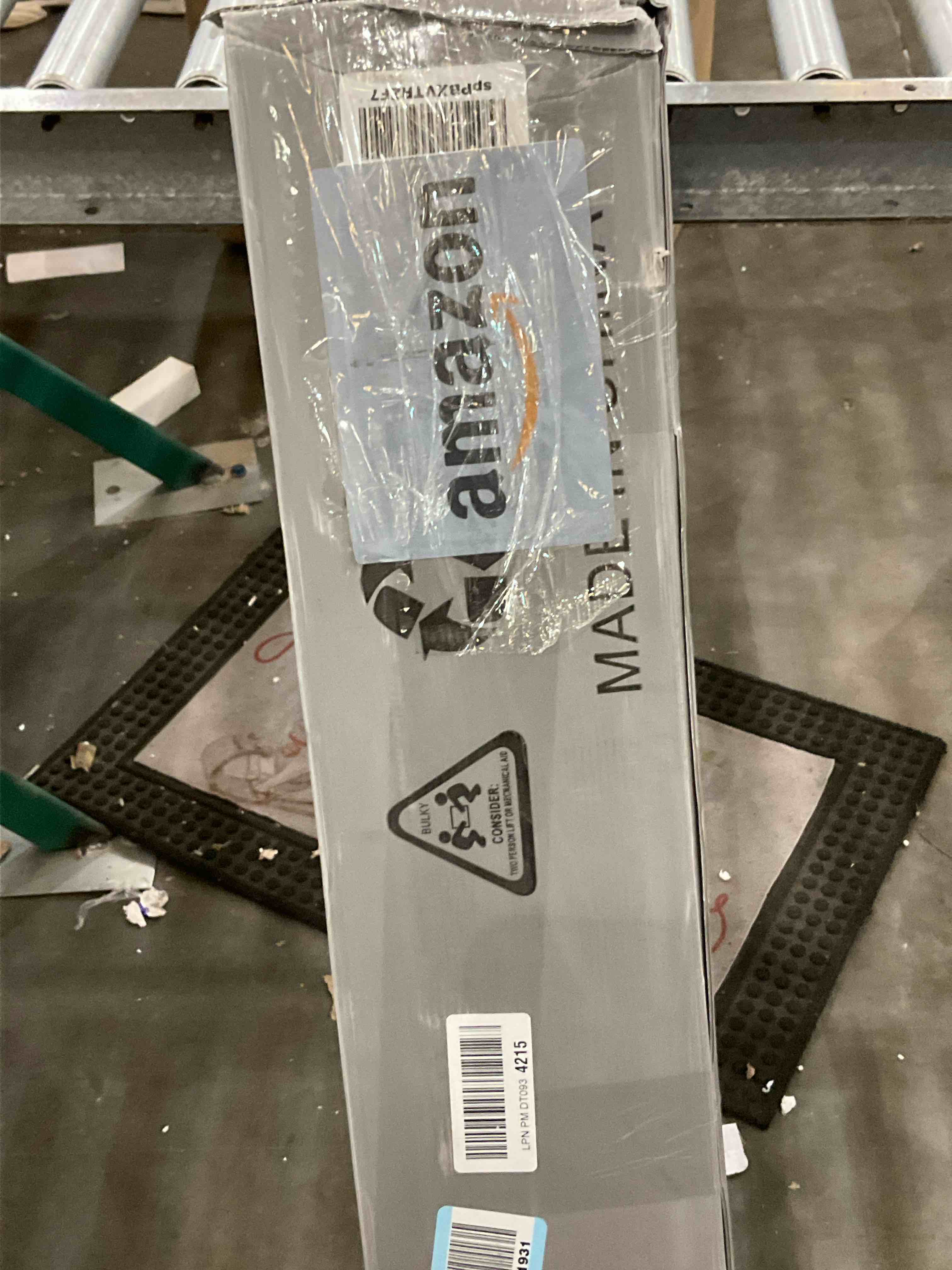 https://s3.amazonaws.com/lotting-images-prod/bidfta/PPE2510223_1746813091242.jpeg