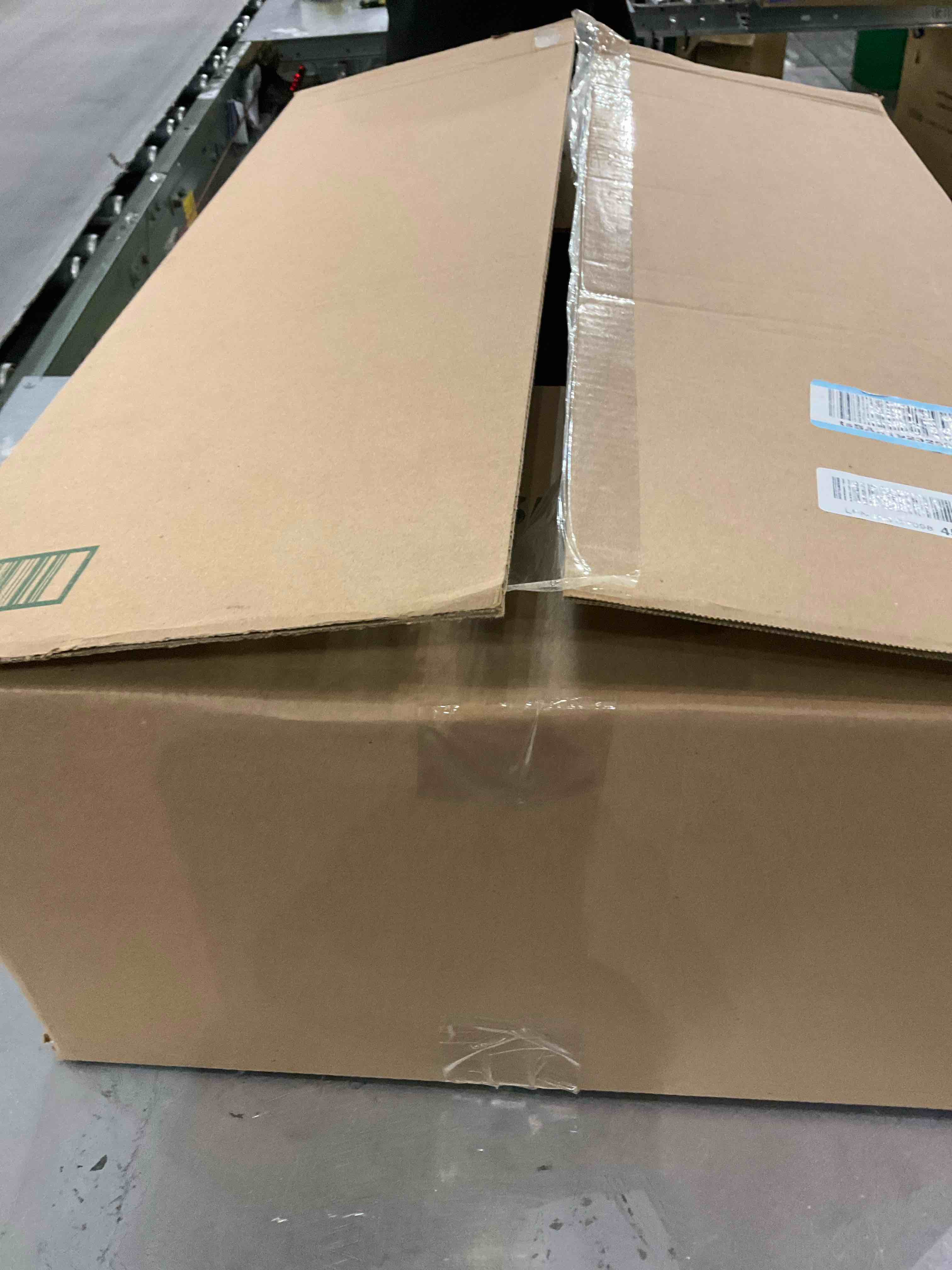 https://s3.amazonaws.com/lotting-images-prod/bidfta/PPE2510341_1747048817059.jpeg