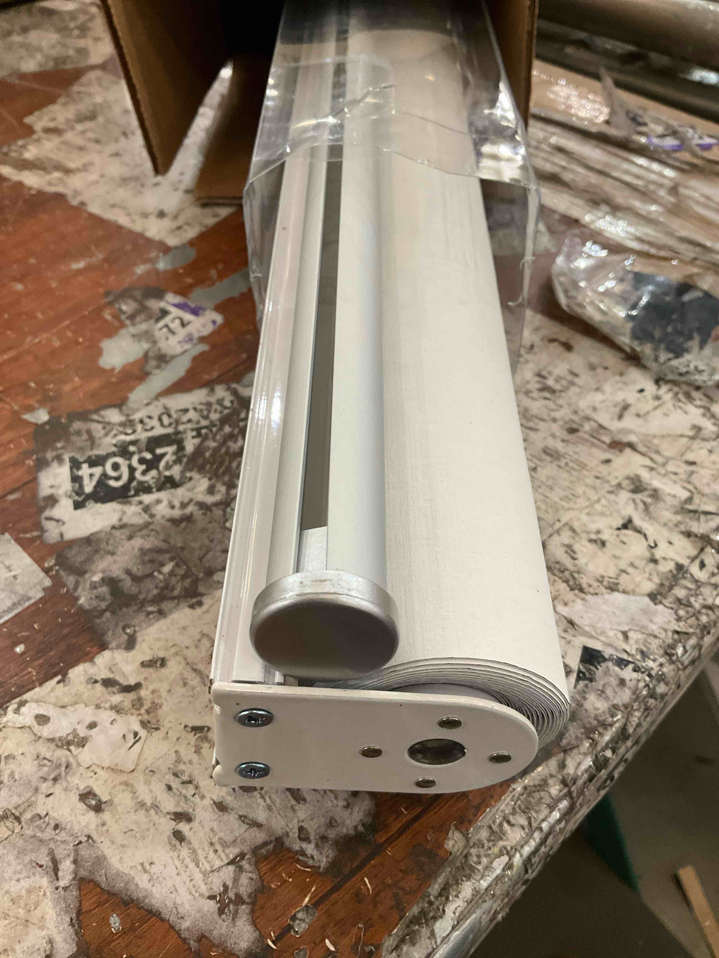 https://s3.amazonaws.com/lotting-images-prod/bidfta/PPE2510425_1746816681451.jpeg