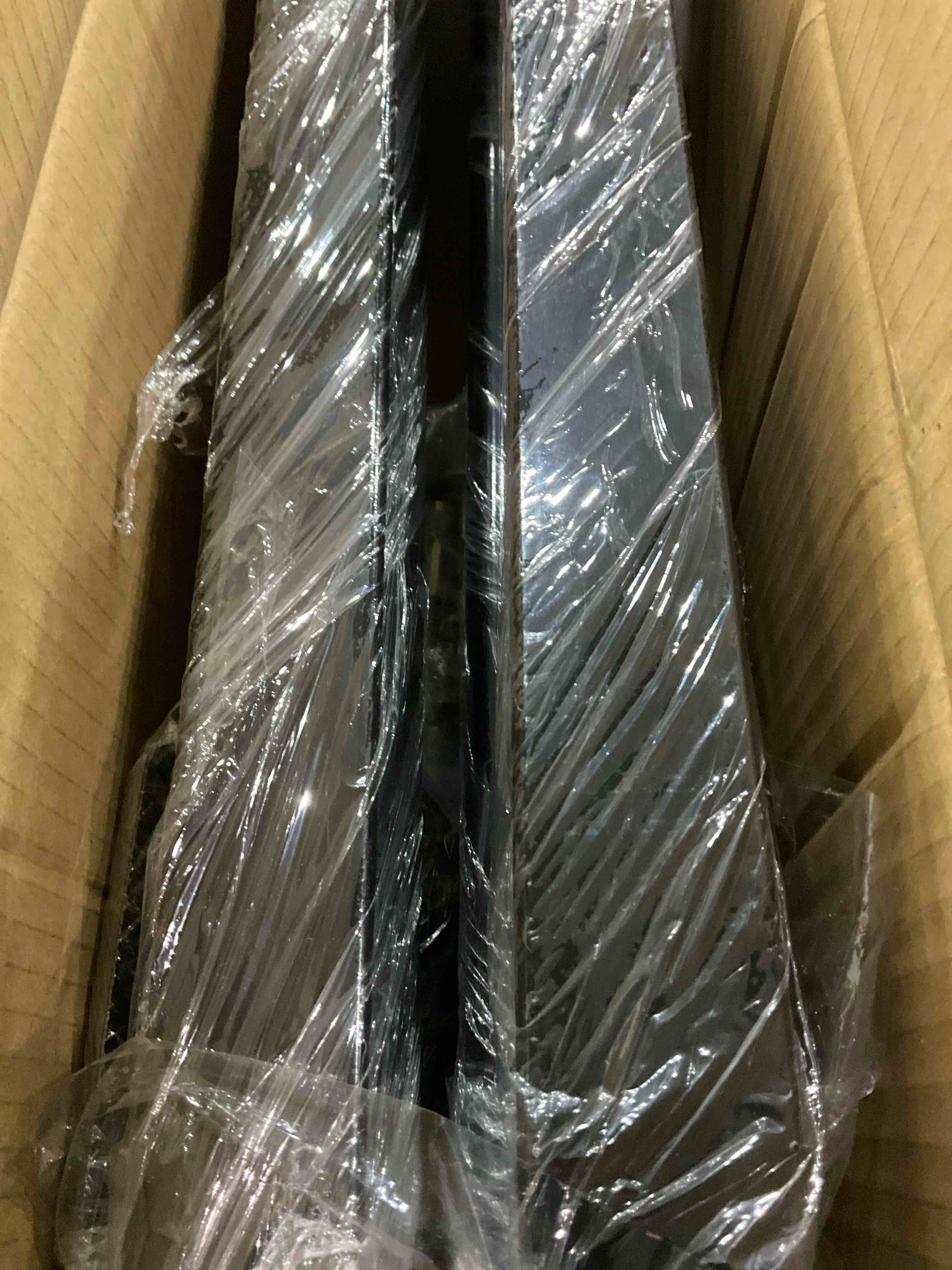 https://s3.amazonaws.com/lotting-images-prod/bidfta/PPE2510523_1747049125662.jpeg
