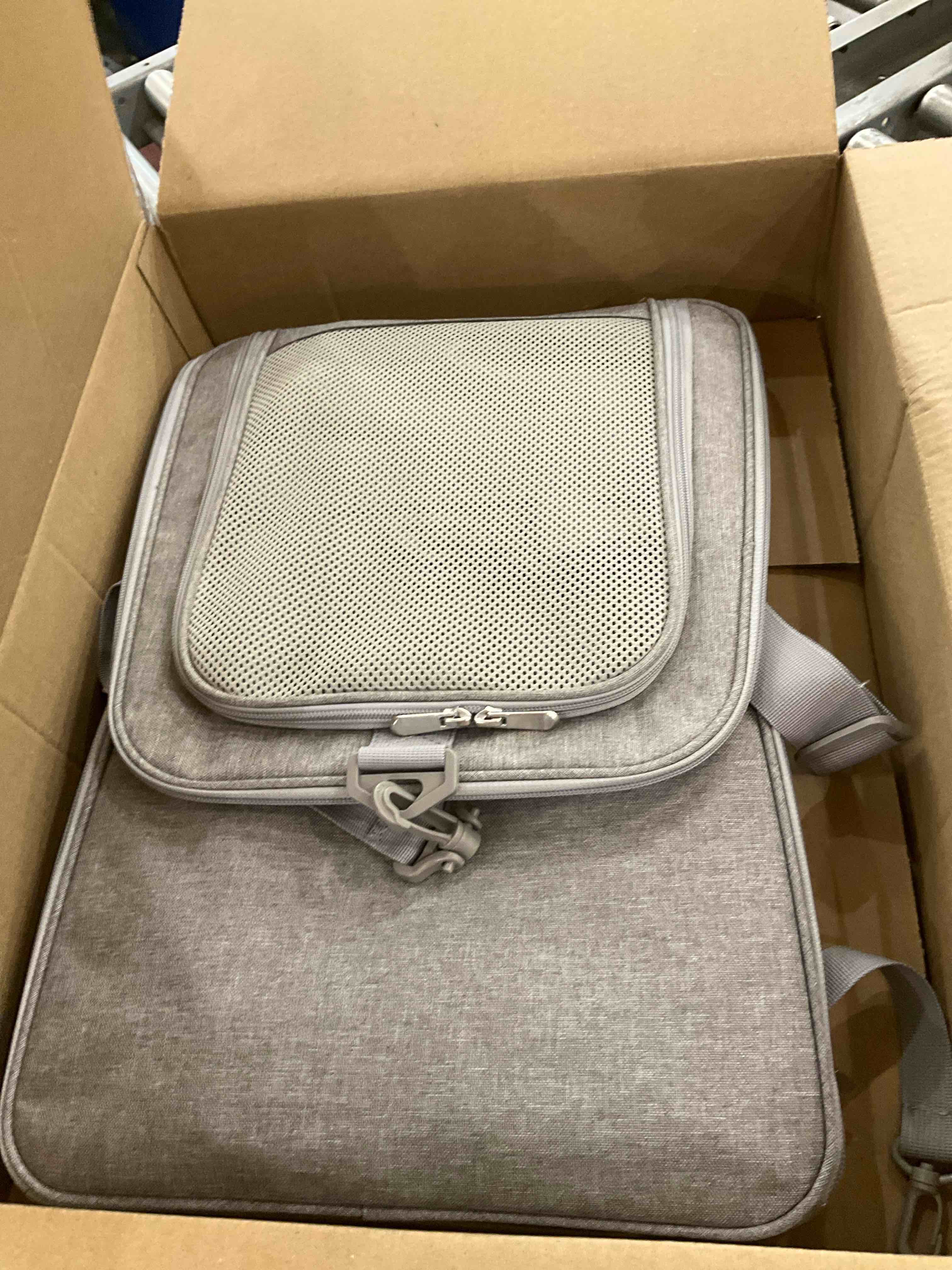 https://s3.amazonaws.com/lotting-images-prod/bidfta/PPE2510912_1747058483248.jpeg