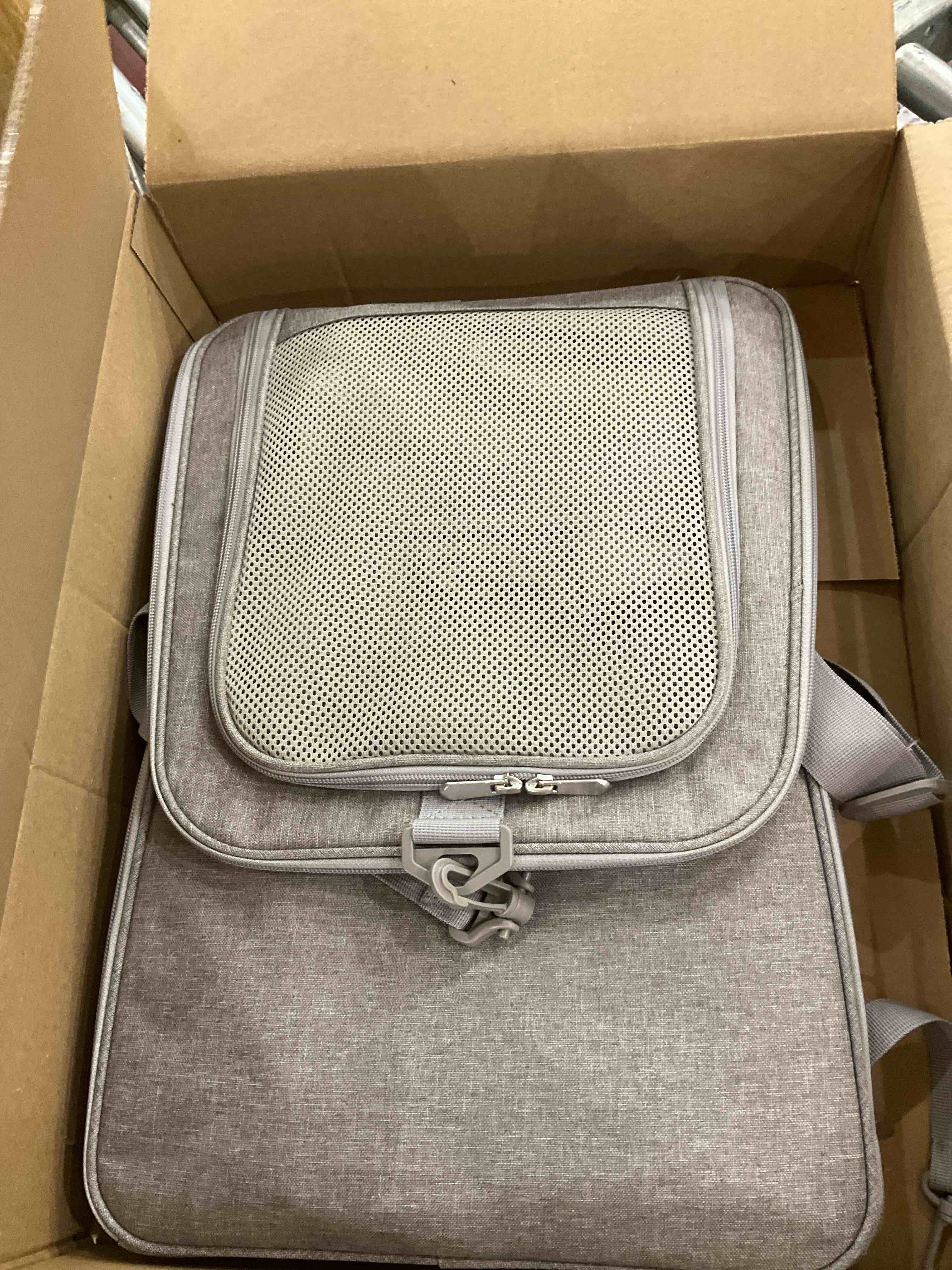 https://s3.amazonaws.com/lotting-images-prod/bidfta/PPE2510912_1747058484782.jpeg