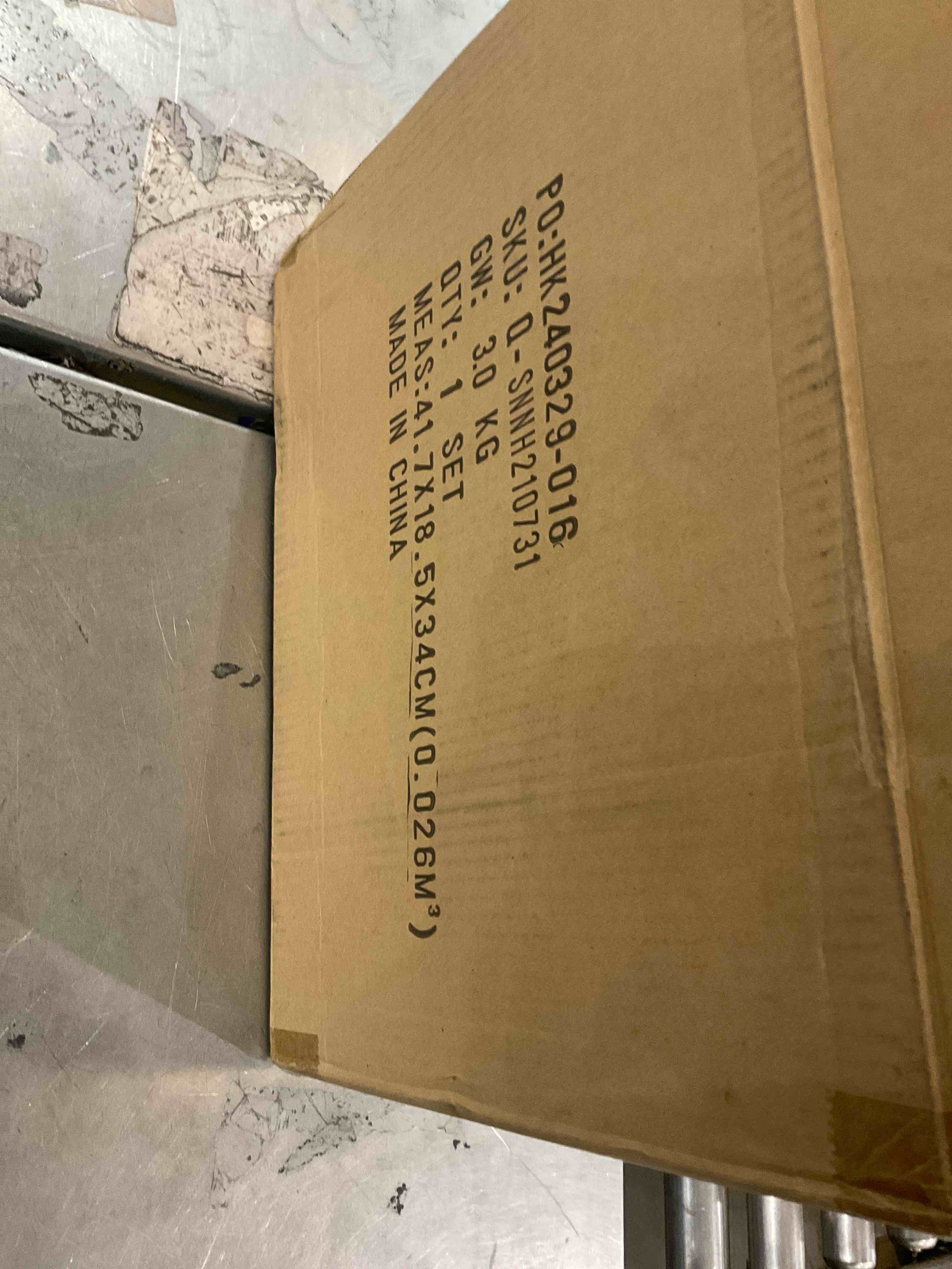 https://s3.amazonaws.com/lotting-images-prod/bidfta/PPE2510945_1747059047304.jpeg