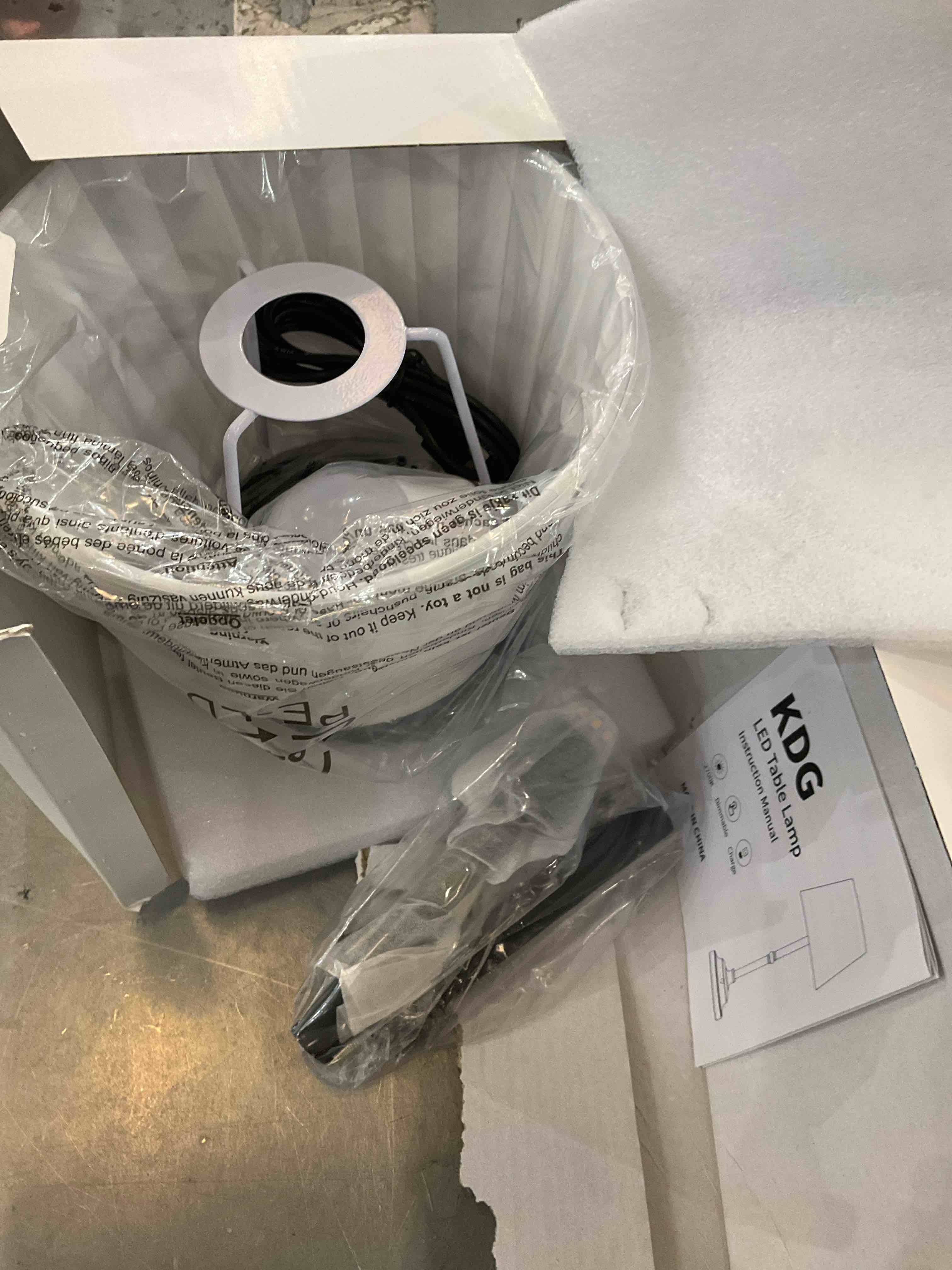 https://s3.amazonaws.com/lotting-images-prod/bidfta/PPE2511227_1747070017938.jpeg