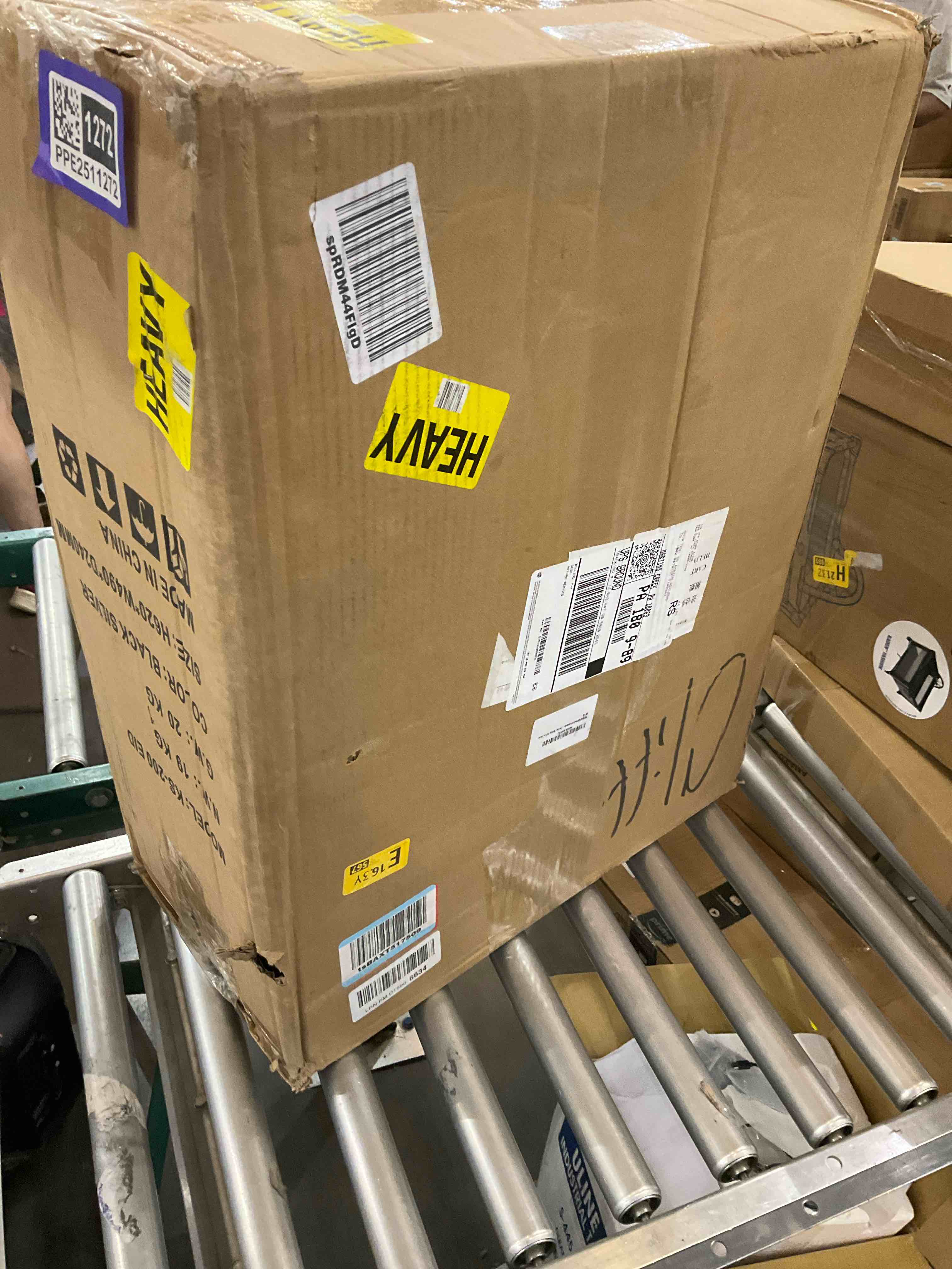 https://s3.amazonaws.com/lotting-images-prod/bidfta/PPE2511272_1747075793058.jpeg