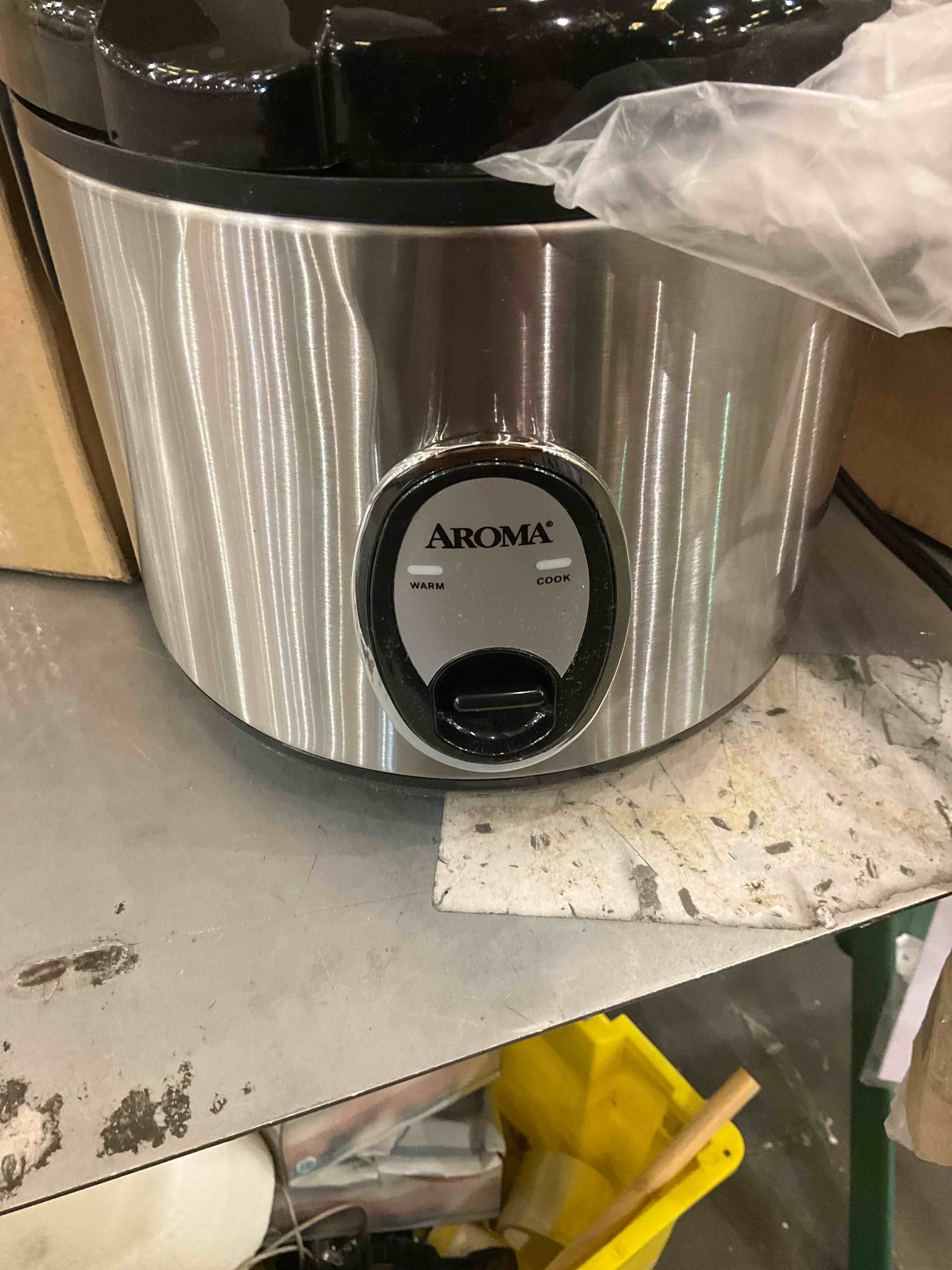 https://s3.amazonaws.com/lotting-images-prod/bidfta/PPE2511279_1747076438703.jpeg