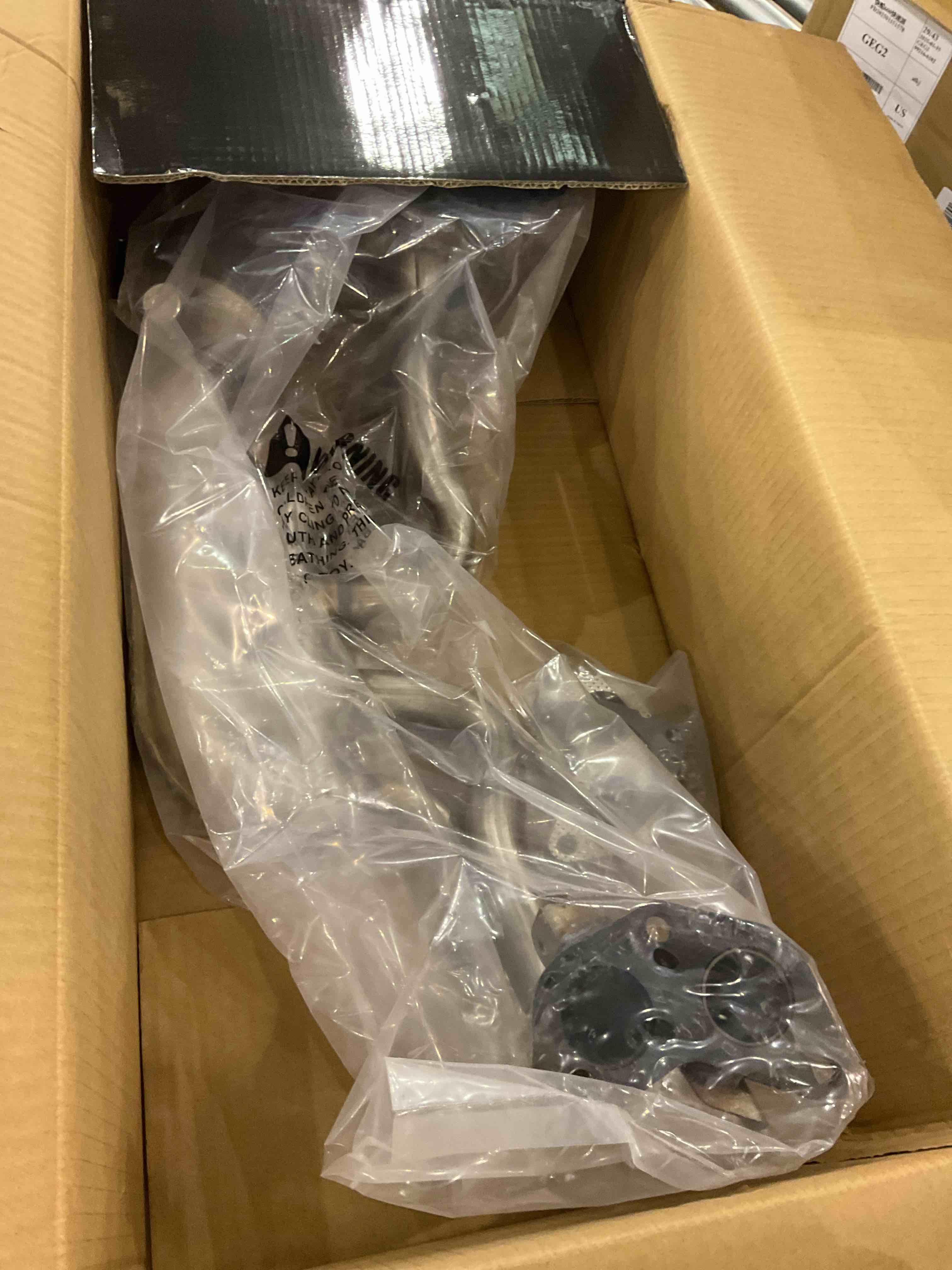 https://s3.amazonaws.com/lotting-images-prod/bidfta/PPE2511339_1747138924640.jpeg