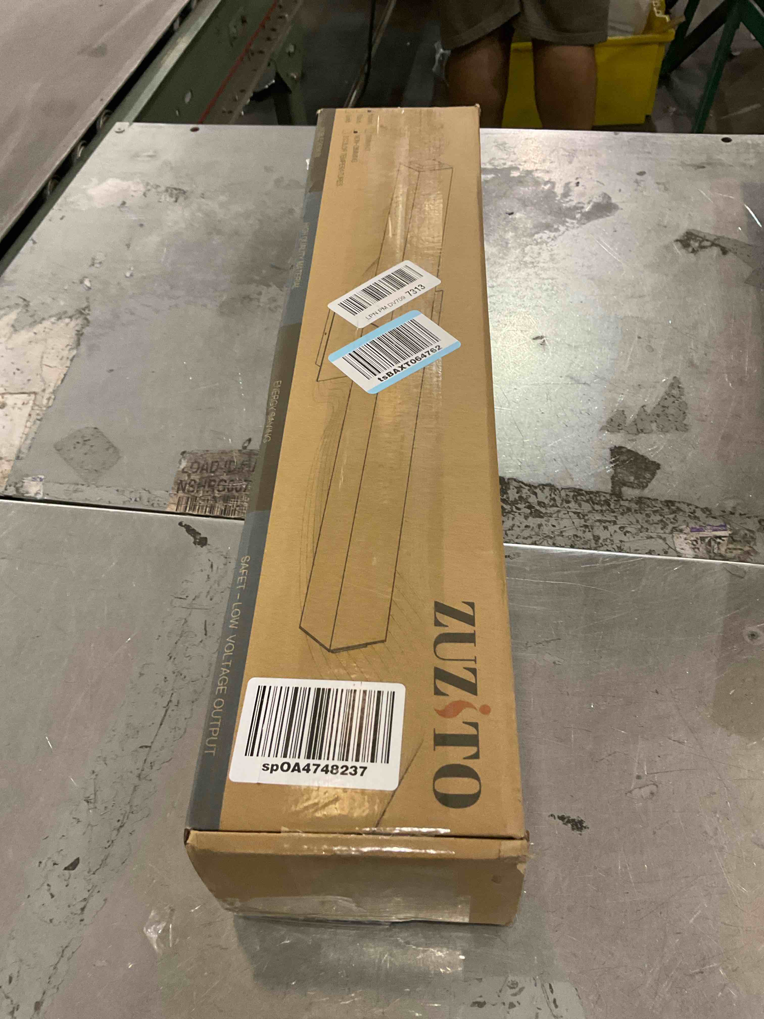 https://s3.amazonaws.com/lotting-images-prod/bidfta/PPE2511440_1747140486330.jpeg